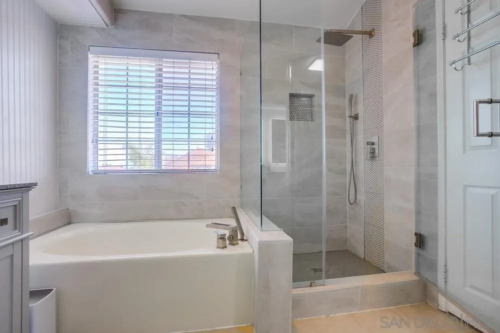 https://cdn.realtyfeed.com/cdn/127/260014151/7eda054c2d099b9349a98465c7c4d595.webp
