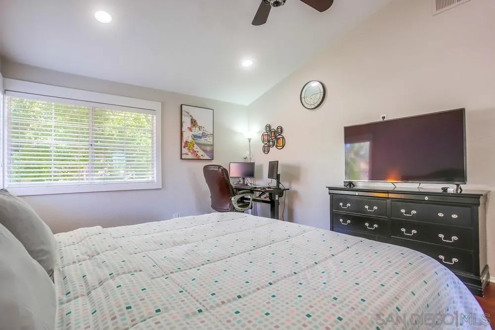 https://cdn.realtyfeed.com/cdn/127/260014151/c4913f2e3355887c9c7c3dbfaaca2475.webp