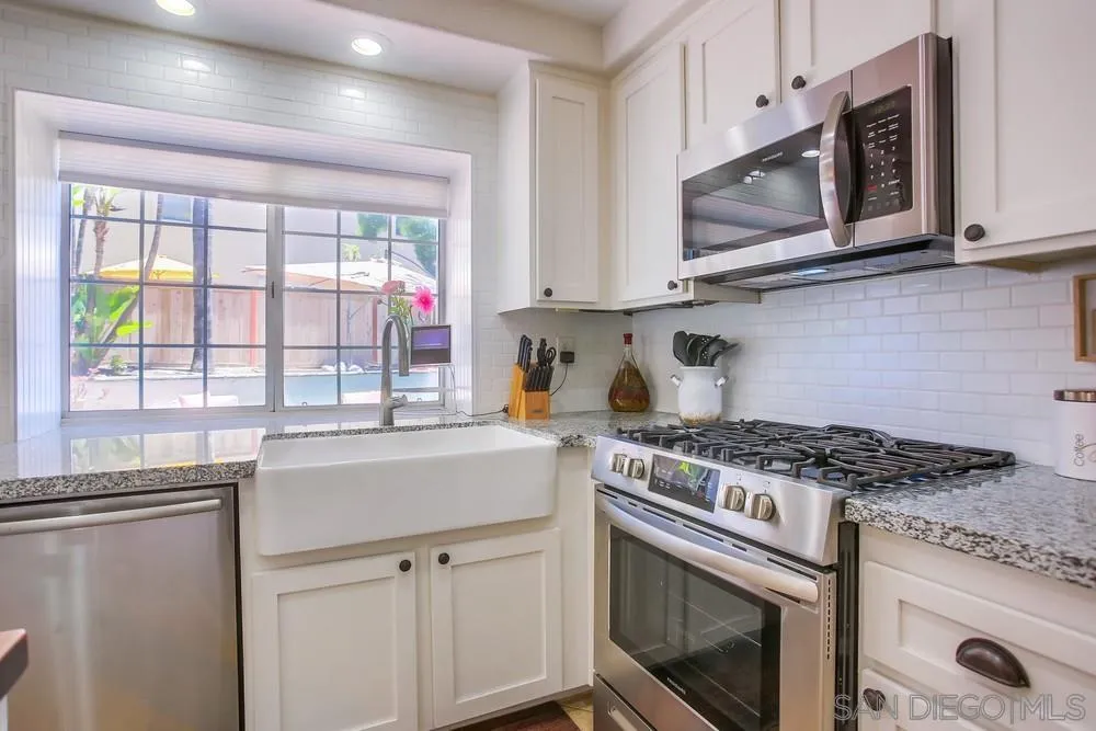 https://cdn.realtyfeed.com/cdn/127/260014151/ca3a7ebe2face28e5e1cae17b75dbe2c.webp