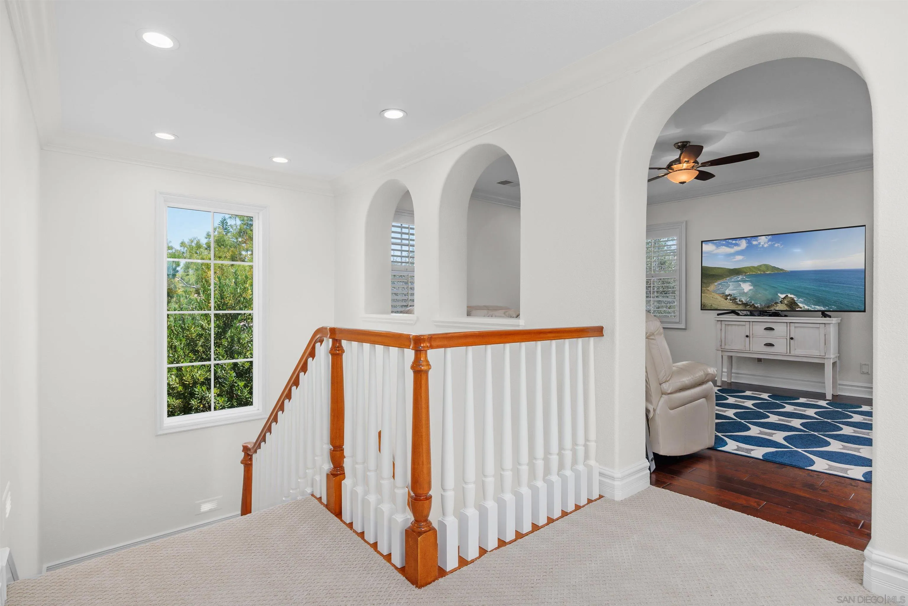 https://cdn.realtyfeed.com/cdn/127/260014152/200d3370aa978bdfc49565e63a26a1e1.webp