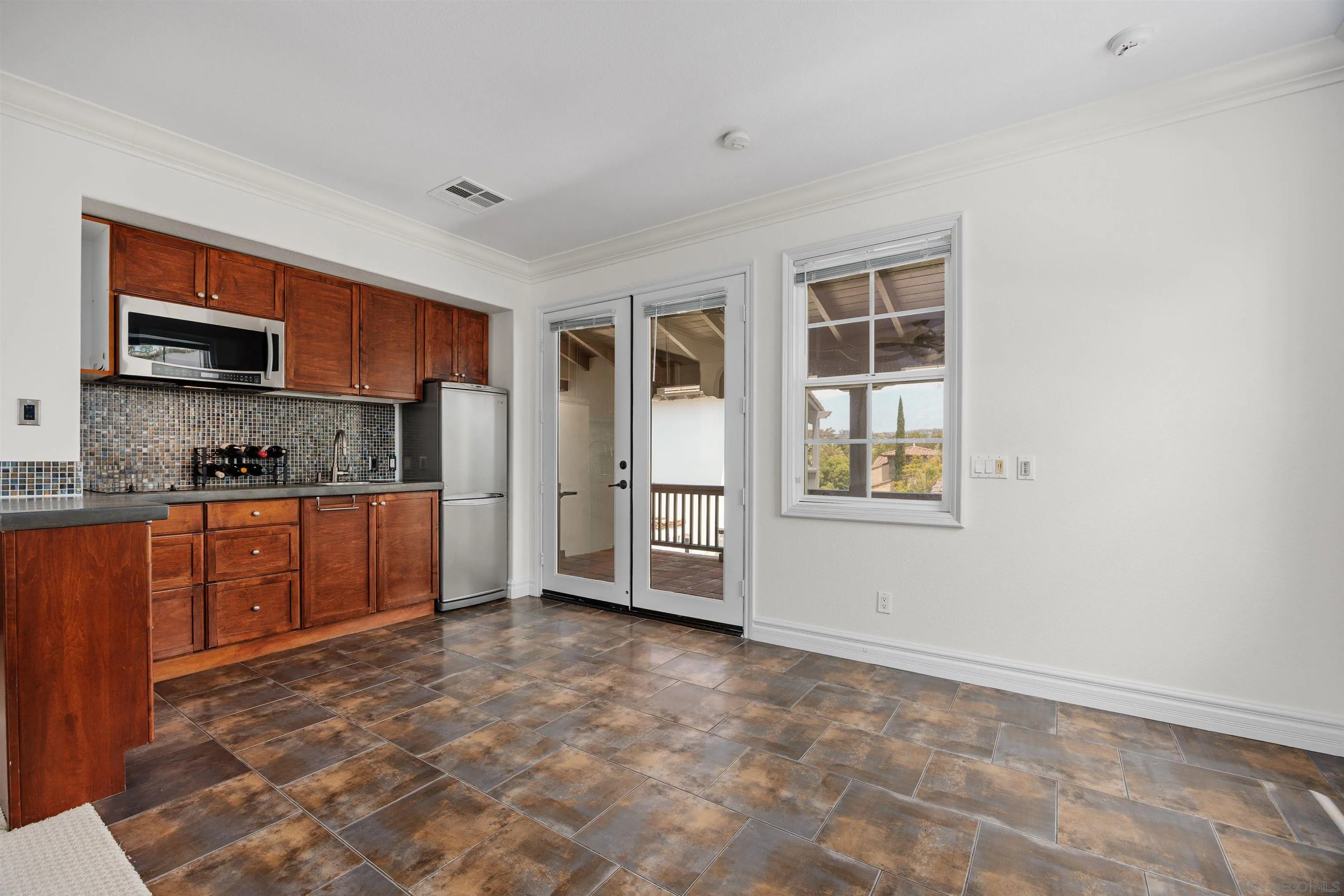 https://cdn.realtyfeed.com/cdn/127/260014152/2b0fcdbd09d7ae17da8559f6a2dbc265.webp