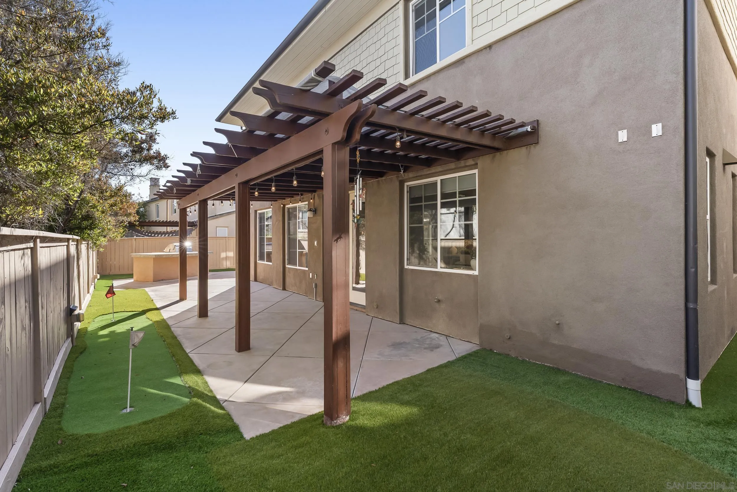 https://cdn.realtyfeed.com/cdn/127/260014153/7e515e621190ae1ac5d56ae9c2dee775.webp