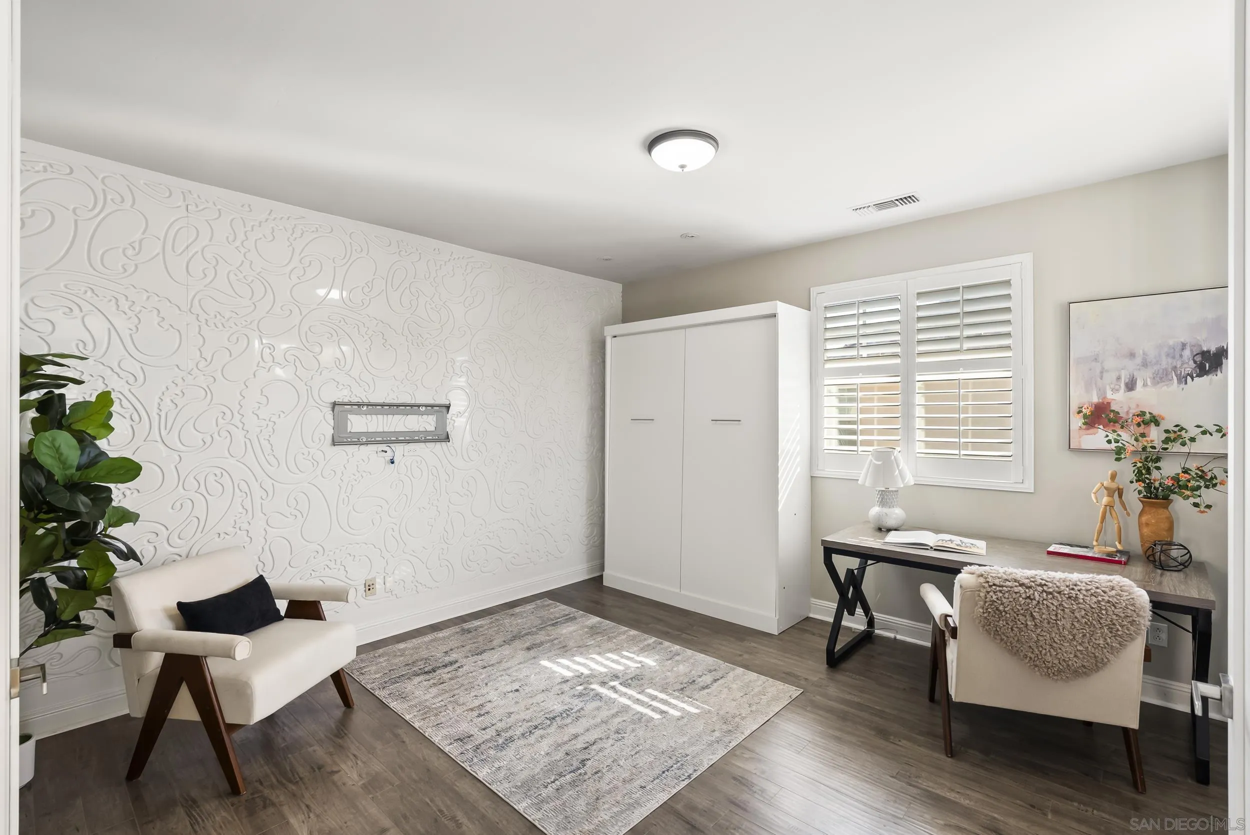 https://cdn.realtyfeed.com/cdn/127/260014153/c9176f4fa43d3aab62228178f6c4ffa3.webp