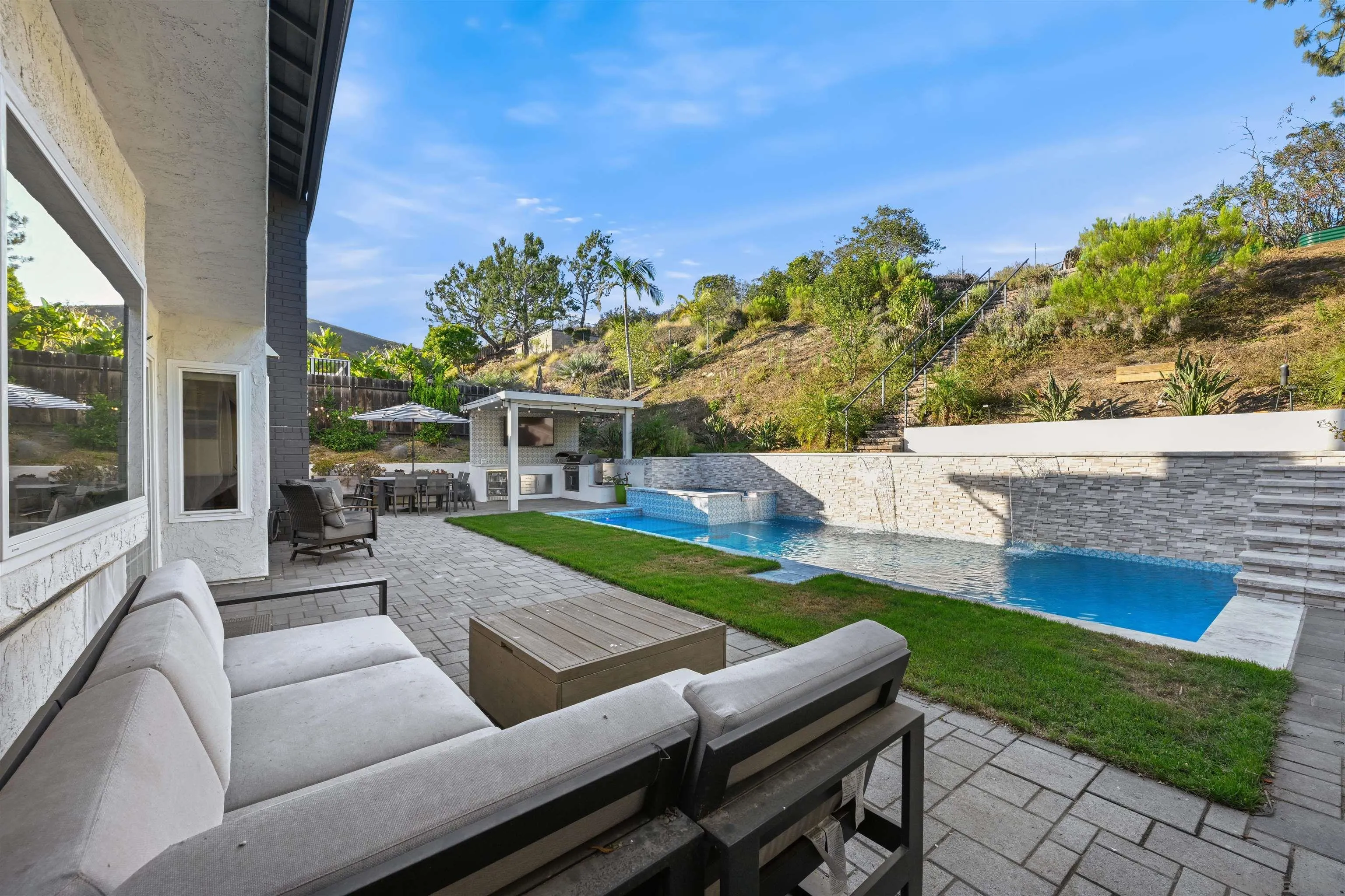 https://cdn.realtyfeed.com/cdn/127/260014154/5336b071a4b3683c24ef4935965e58a2.webp