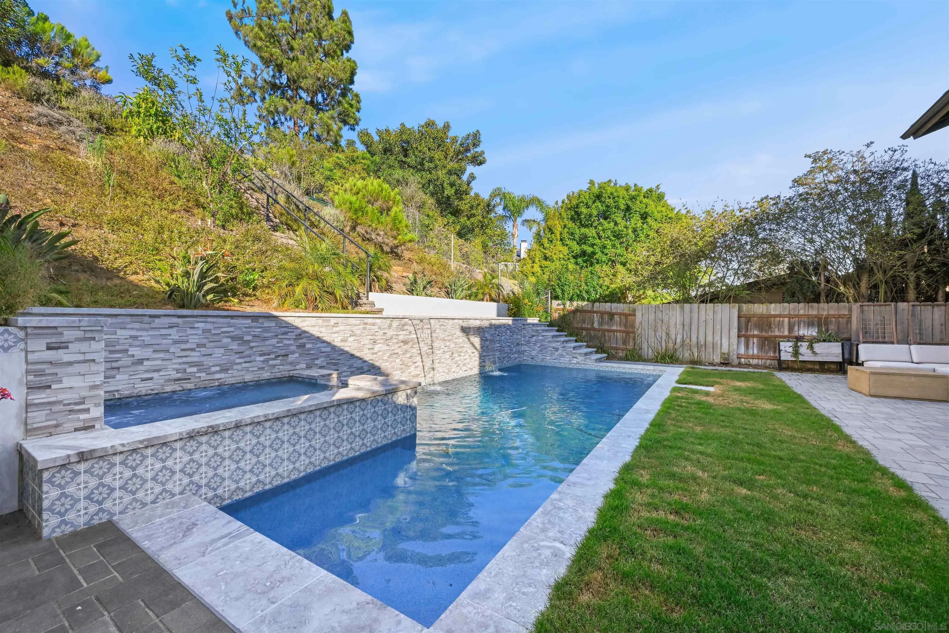 https://cdn.realtyfeed.com/cdn/127/260014154/5b4ccea2110a3a85c2bc8a87ce7b921a.webp