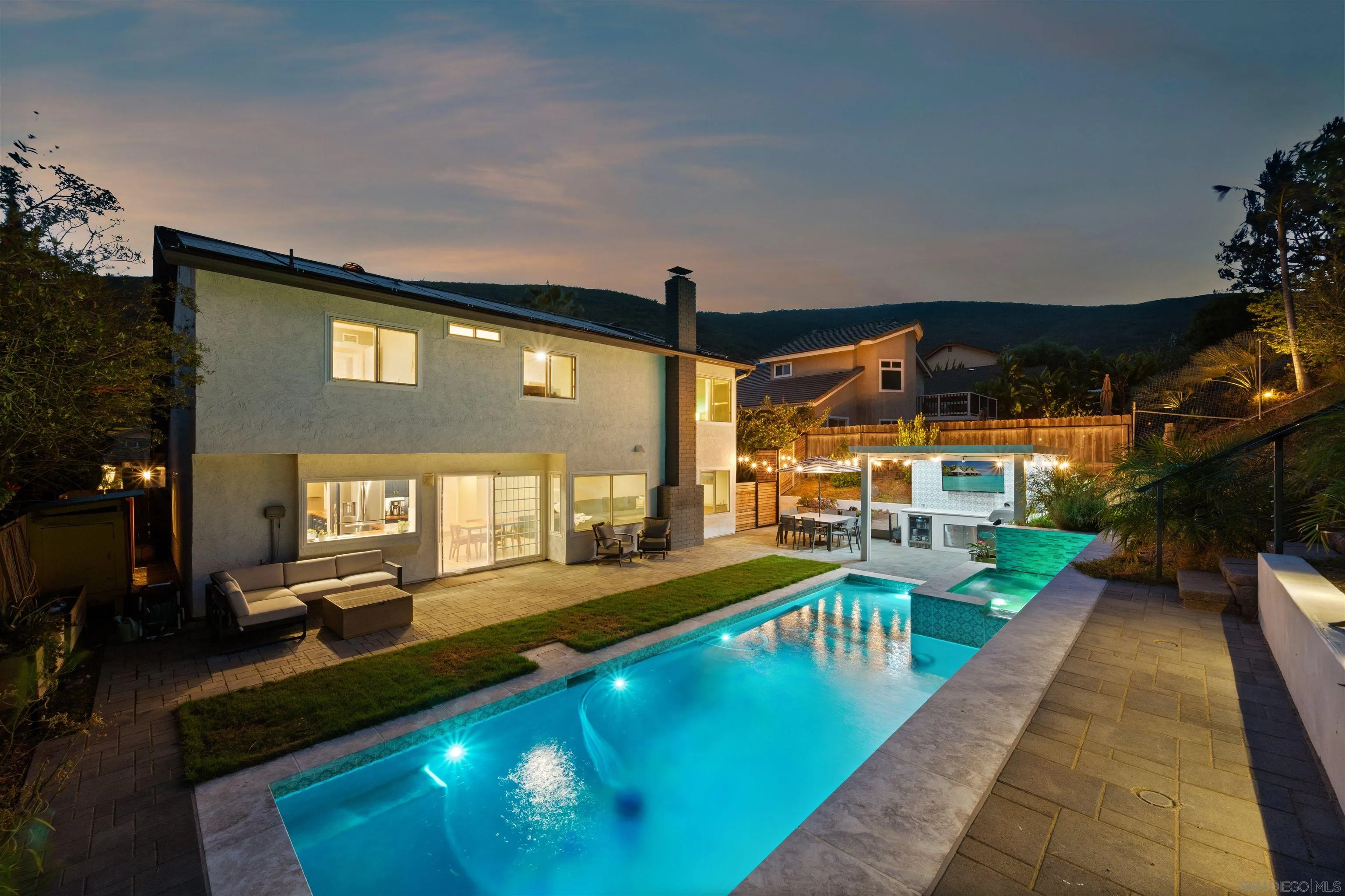 https://cdn.realtyfeed.com/cdn/127/260014154/79ce470a496d861b145d4de9033b0632.webp