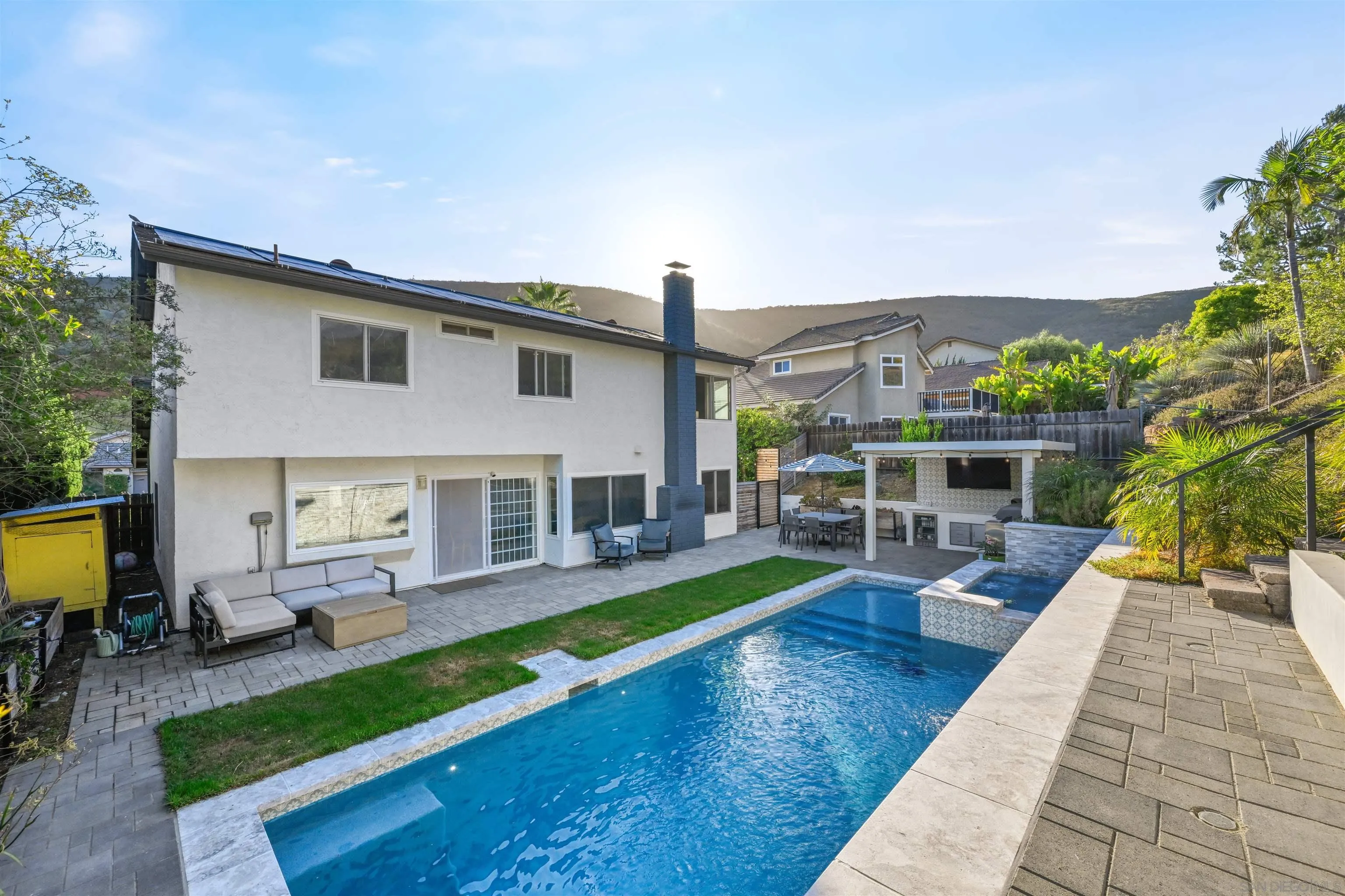 https://cdn.realtyfeed.com/cdn/127/260014154/965276430009ca84a89c425cf484b2a2.webp
