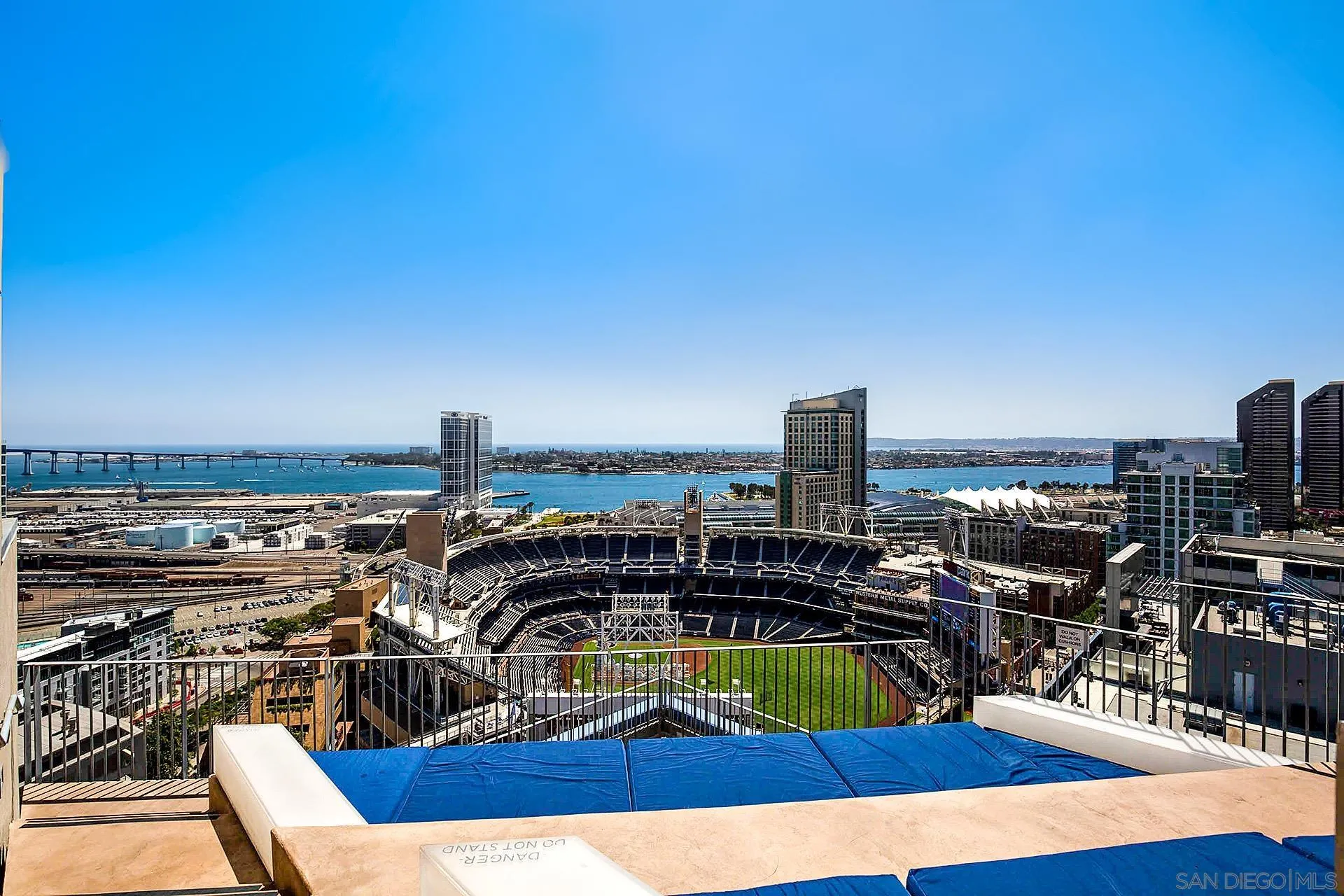 Photo #27: 260014157 Listing: Photo #27