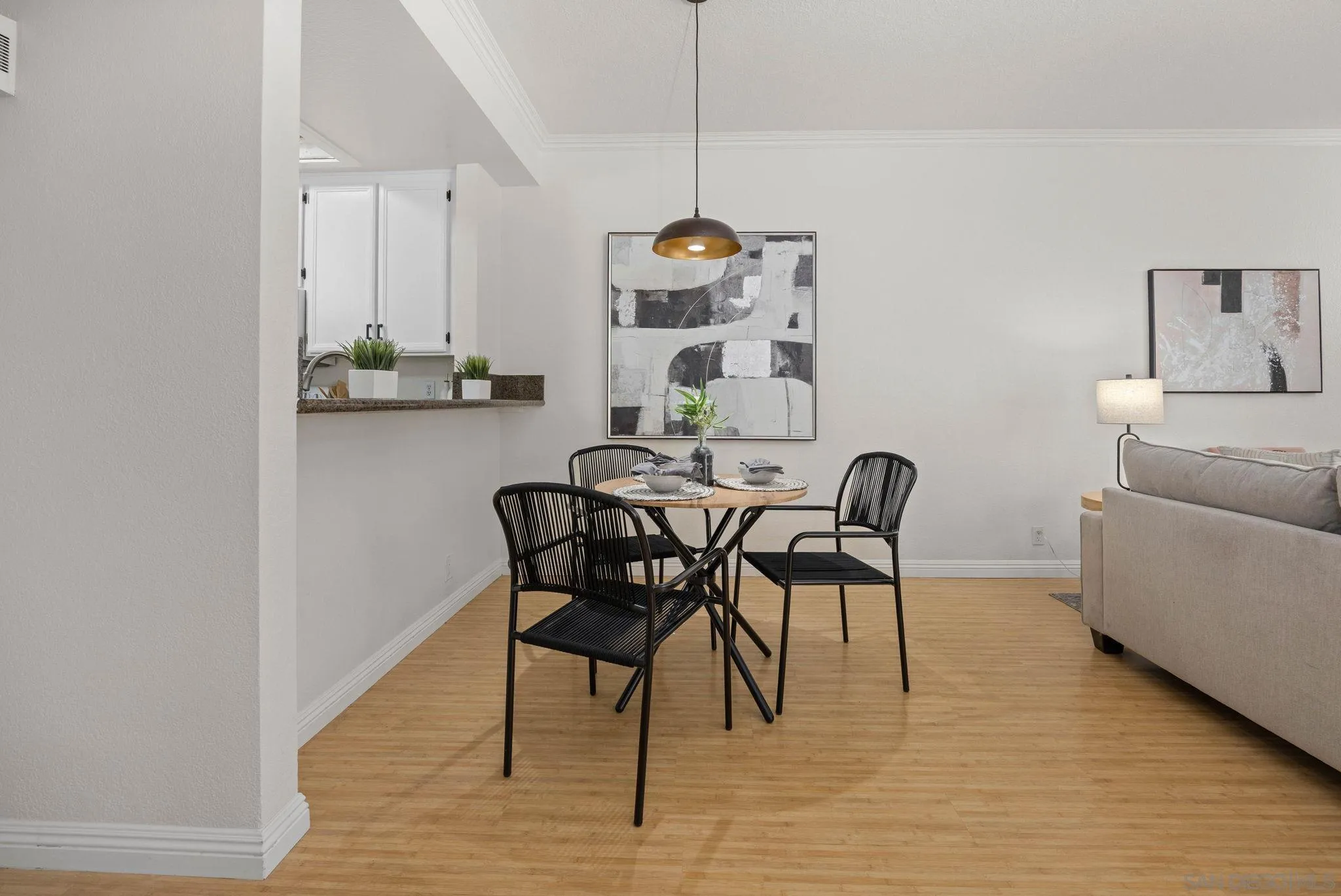 Photo #14: 260014158 Listing: Photo #14