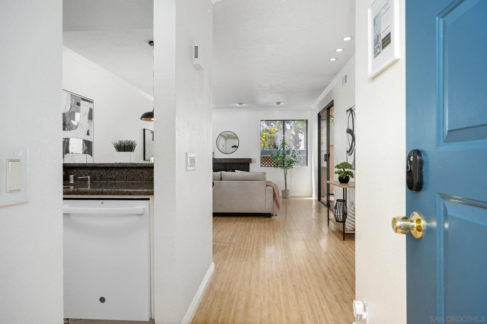 Photo #9: 260014158 Listing: Photo #9