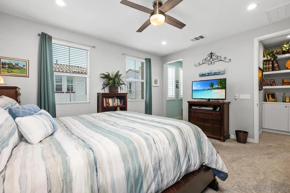 https://cdn.realtyfeed.com/cdn/127/260014160/8a7fb2aaebe8db30786ec3beae1cacb2.webp