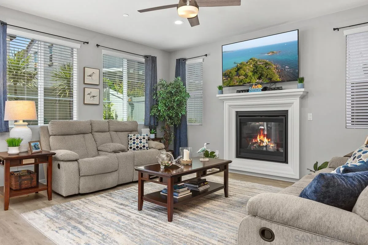 https://cdn.realtyfeed.com/cdn/127/260014160/e5a7f0840ba752a289789e5ac27ff22b.webp