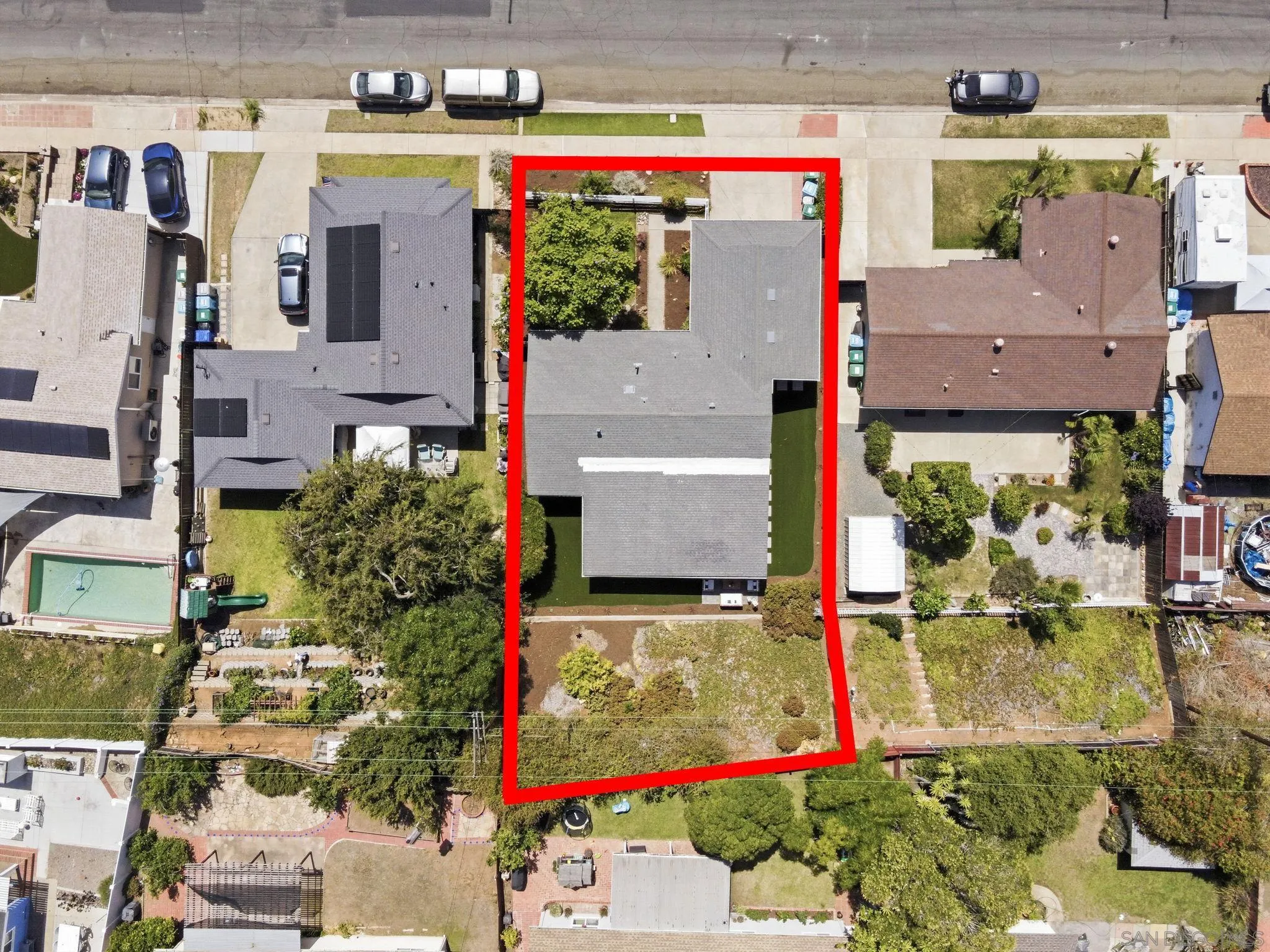 https://cdn.realtyfeed.com/cdn/127/260014161/7daeab64f427bf3c8956355de010383e.webp