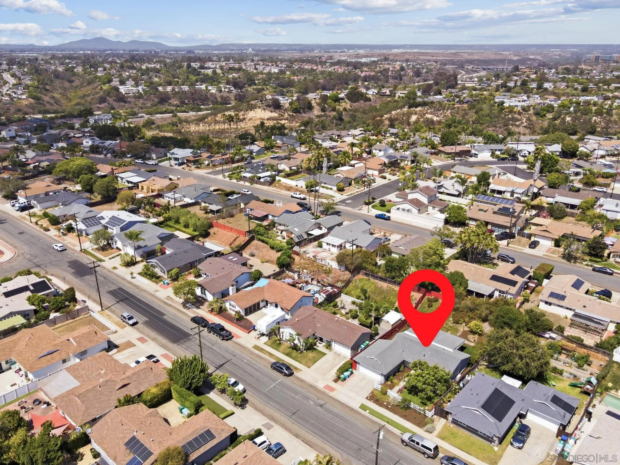 https://cdn.realtyfeed.com/cdn/127/260014161/c38380c35d2df8435d3c74f00f42515f.webp