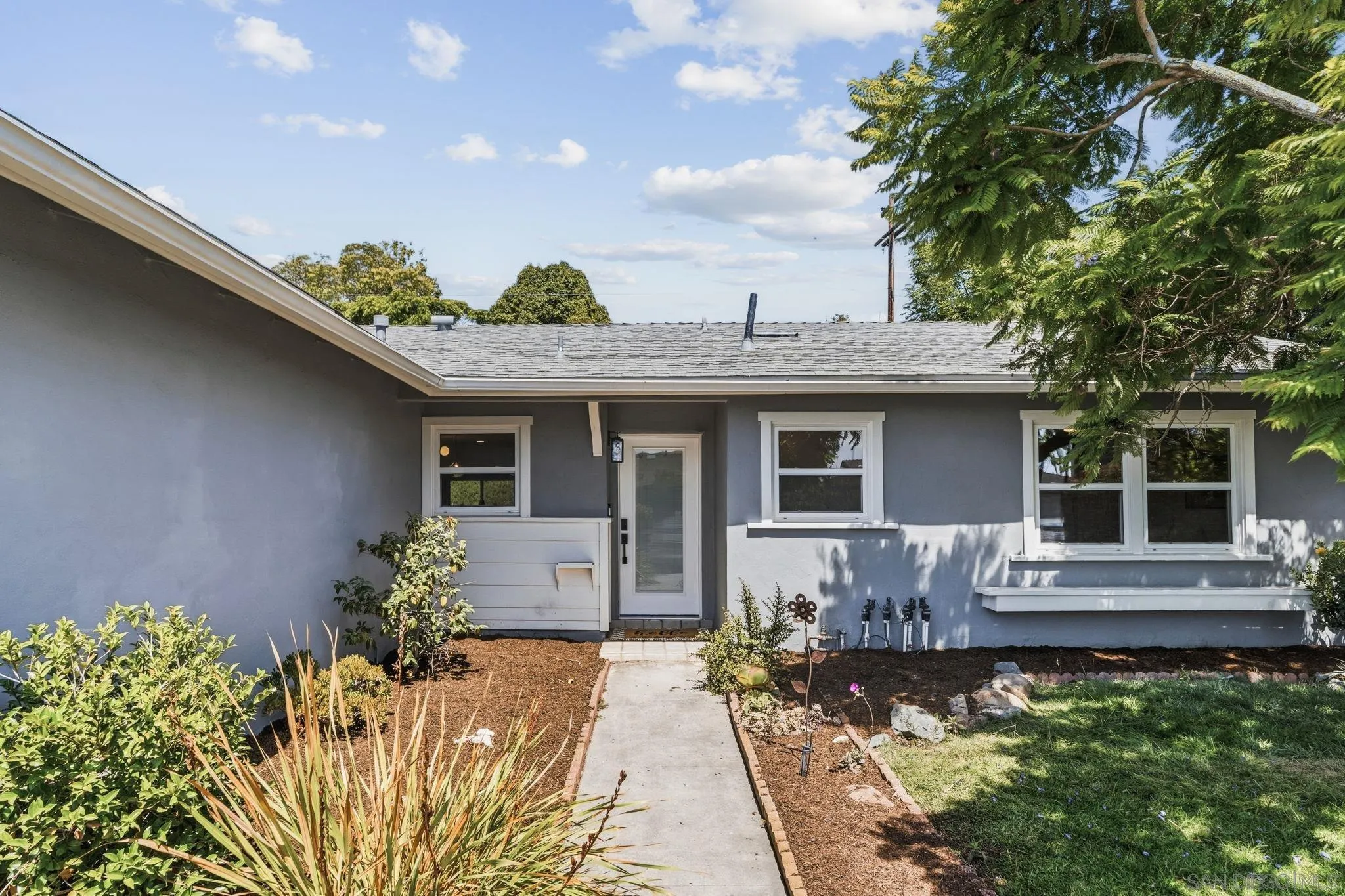 https://cdn.realtyfeed.com/cdn/127/260014161/e978470d7dfec01e1fdb3c0ee983131d.webp