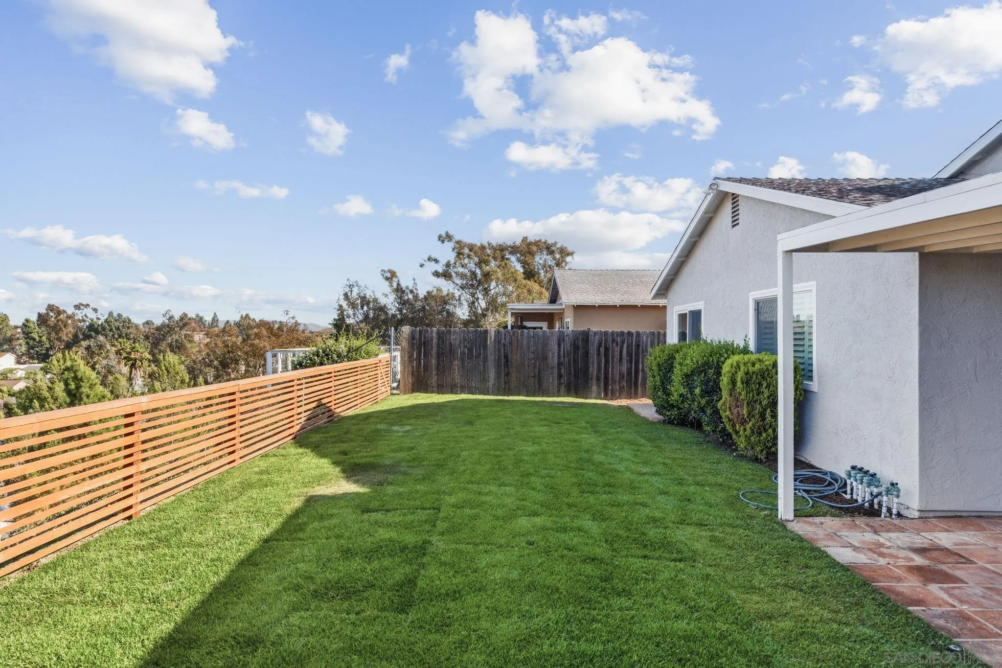 https://cdn.realtyfeed.com/cdn/127/260014162/a1ac0475bc595f12ced03e751cbce554.webp