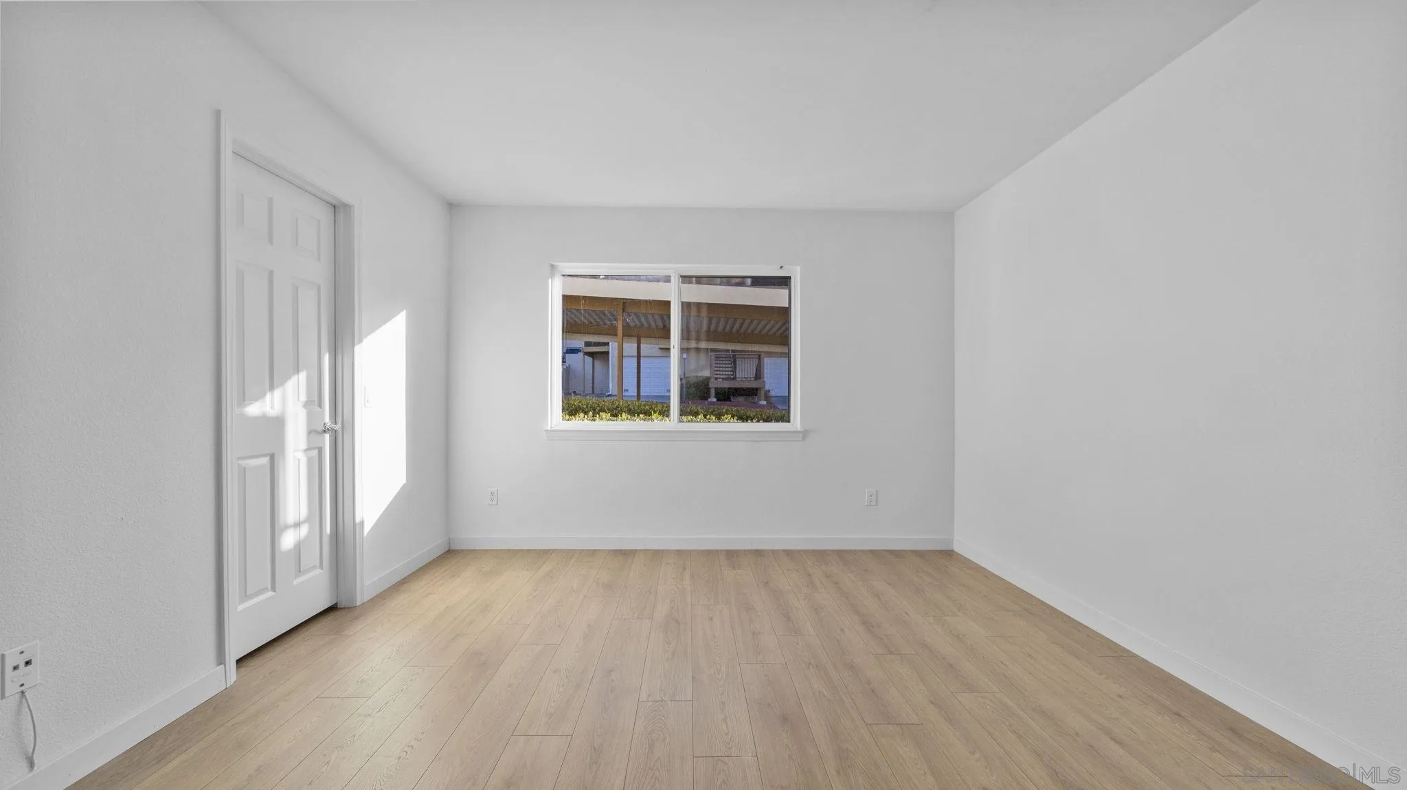 https://cdn.realtyfeed.com/cdn/127/260014170/57e274655d2eff08b25c7be5d6438b5d.webp