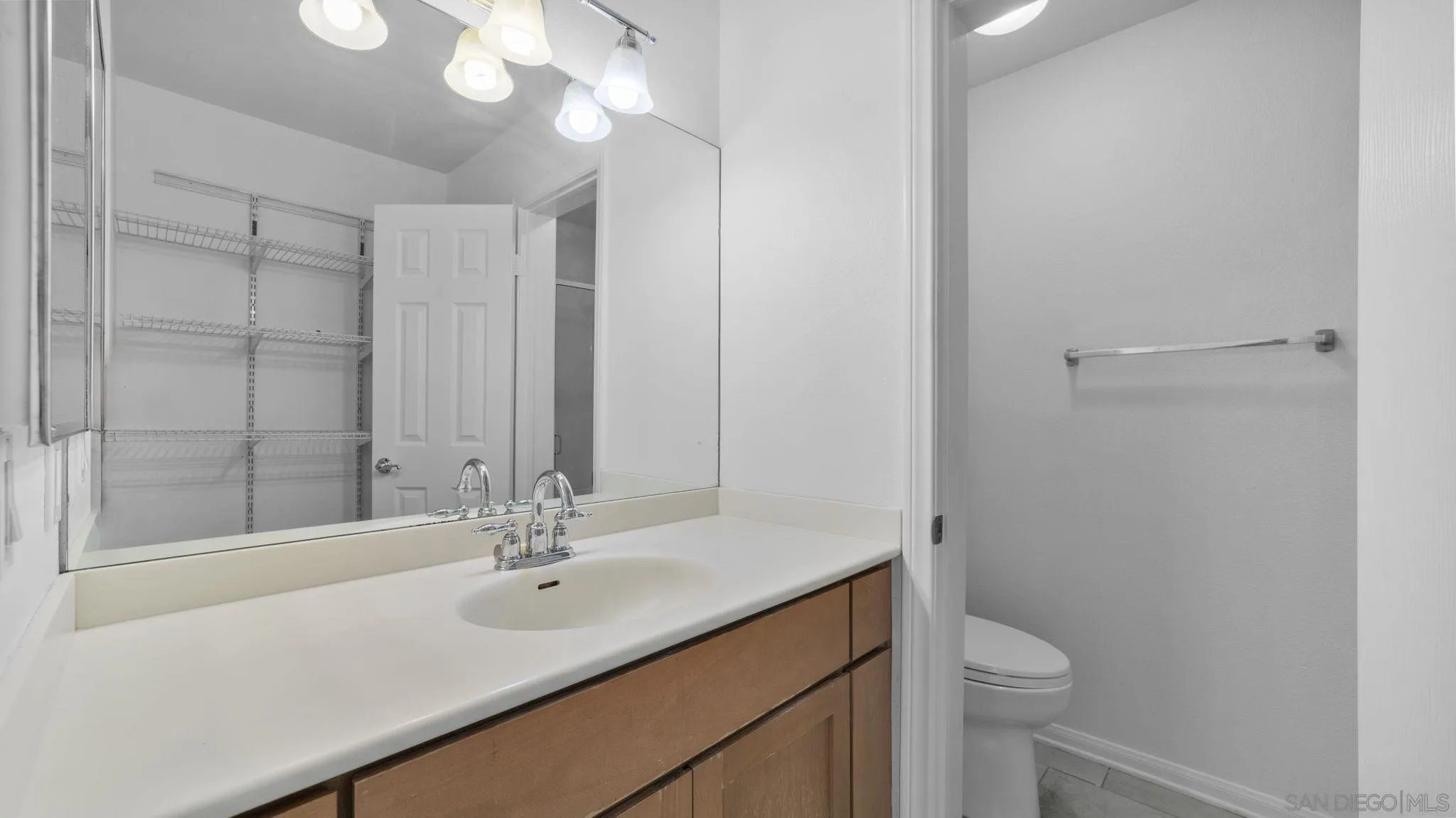 https://cdn.realtyfeed.com/cdn/127/260014170/d552b950e7306fad52295ffbad2db130.webp