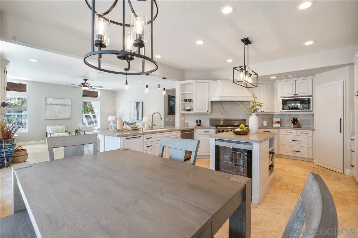 https://cdn.realtyfeed.com/cdn/127/260014172/27cfd0fbfc5c4cfa0ee87211dc4d0f0e.webp