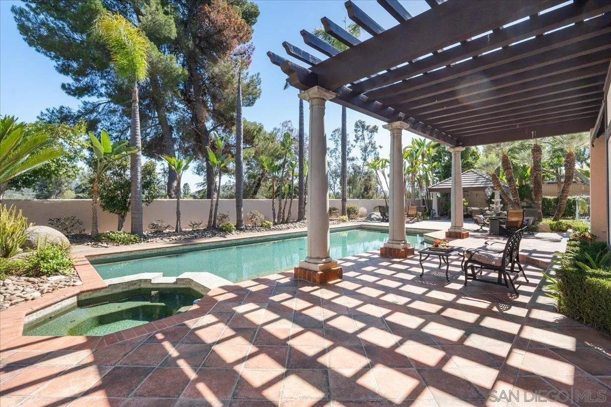 https://cdn.realtyfeed.com/cdn/127/260014172/42e880ce39da8a012d4e04a851cc5c69.webp