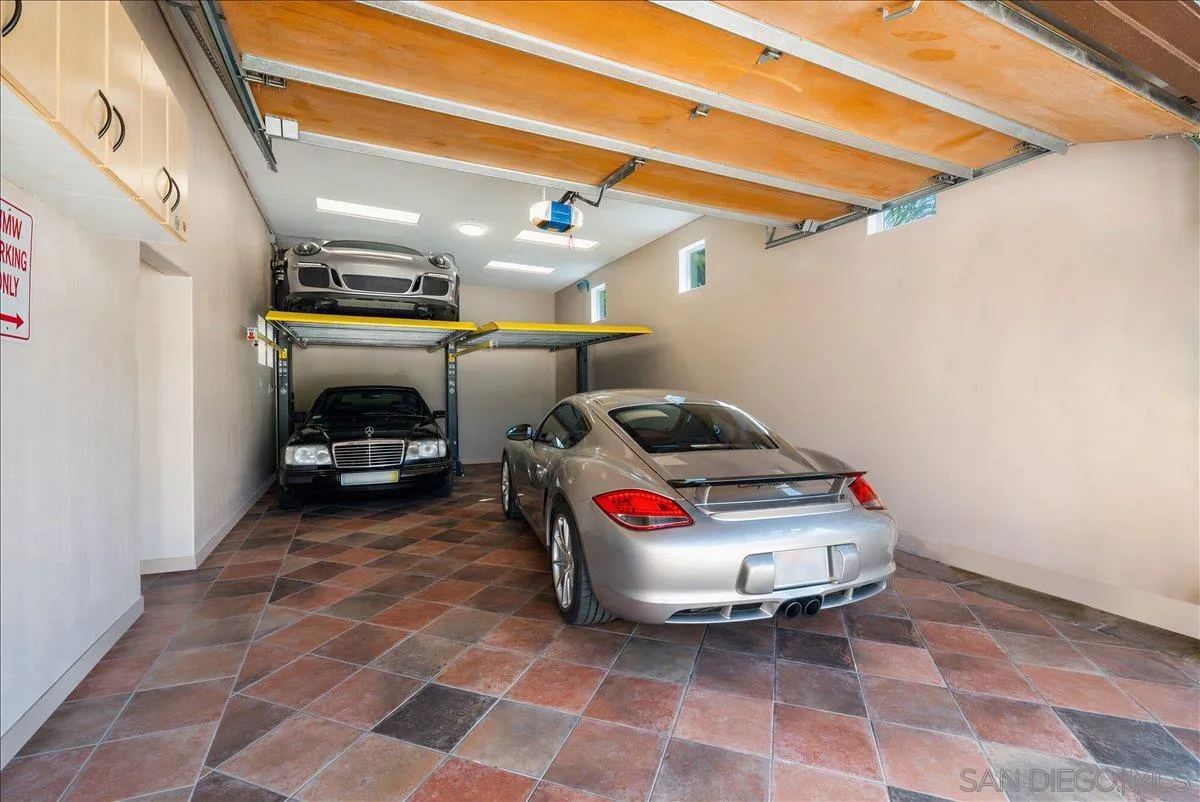 https://cdn.realtyfeed.com/cdn/127/260014172/555a288c0efa636c4718d02ff9efa8dc.webp