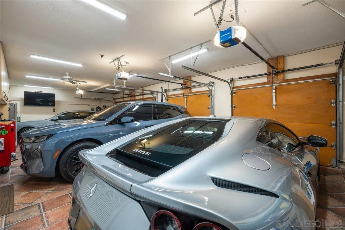 https://cdn.realtyfeed.com/cdn/127/260014172/757dd045e44e40dc510916113599535b.webp