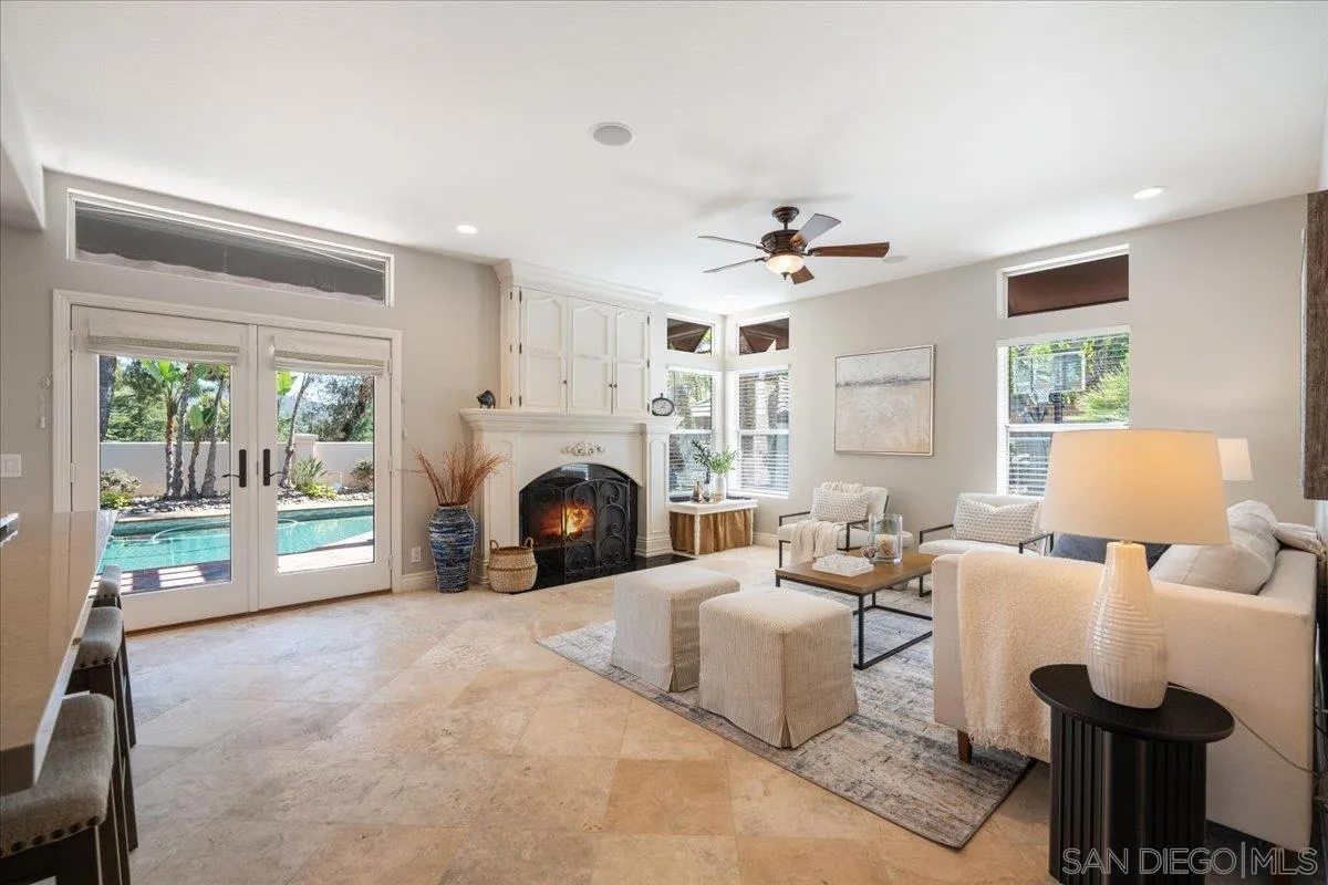 https://cdn.realtyfeed.com/cdn/127/260014172/8b2a58f72ee241b0e996af034e2f233b.webp