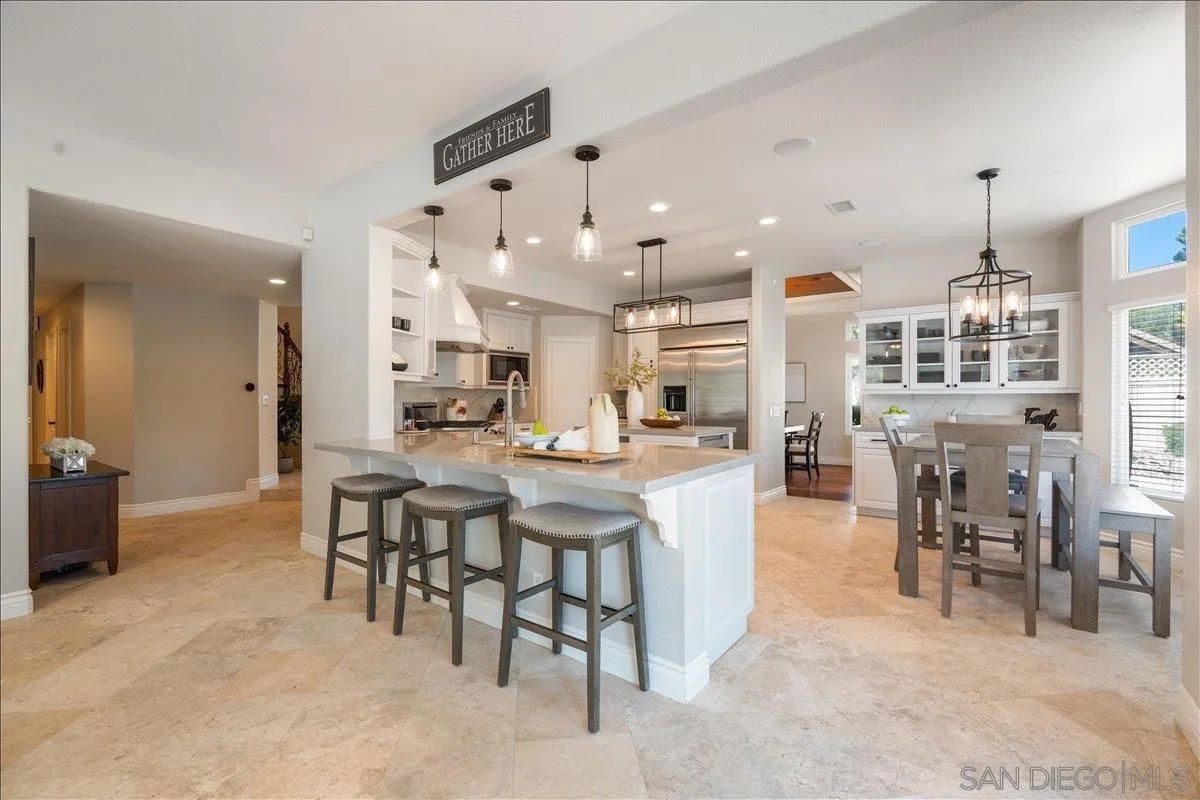 https://cdn.realtyfeed.com/cdn/127/260014172/f2d5aaffde71263f58b90f44c7d57c9a.webp