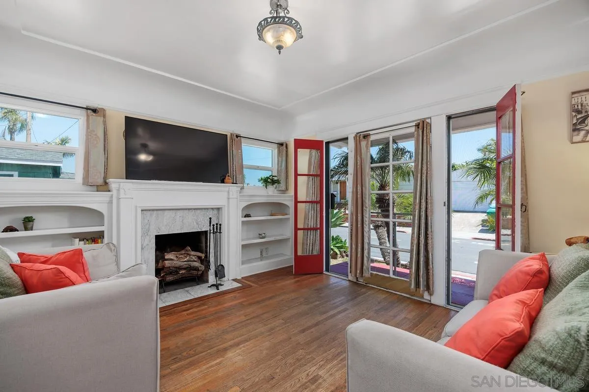 https://cdn.realtyfeed.com/cdn/127/260014175/73c78e3f43d10ef5f5fadb194165a18a.webp