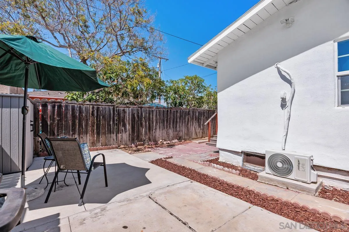 https://cdn.realtyfeed.com/cdn/127/260014175/809af2db9c3428ddae35a2ad1c6f8fbc.webp