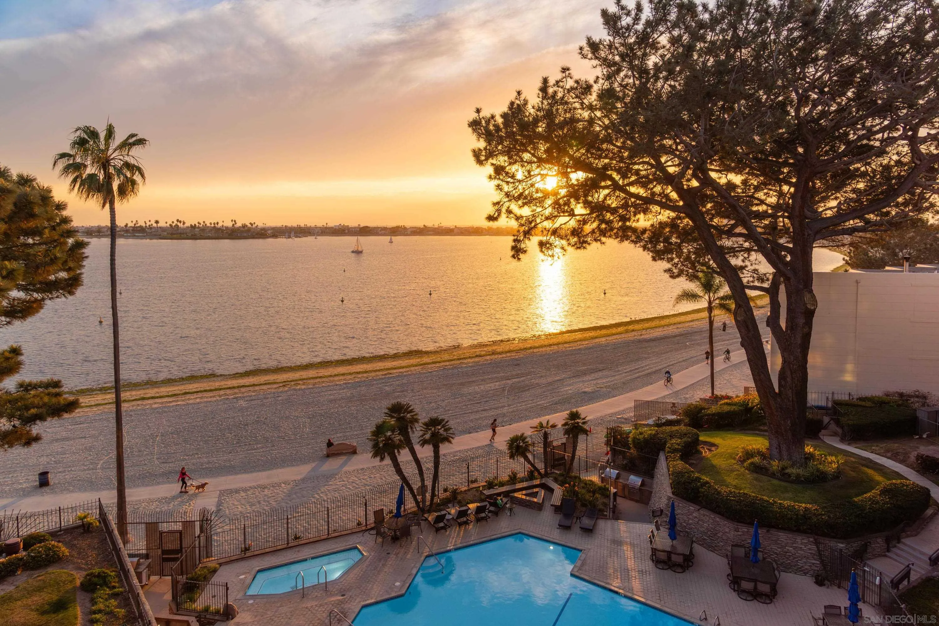 https://cdn.realtyfeed.com/cdn/127/260014177/112ab84cb49e7ea0f62bd021d514a768.webp