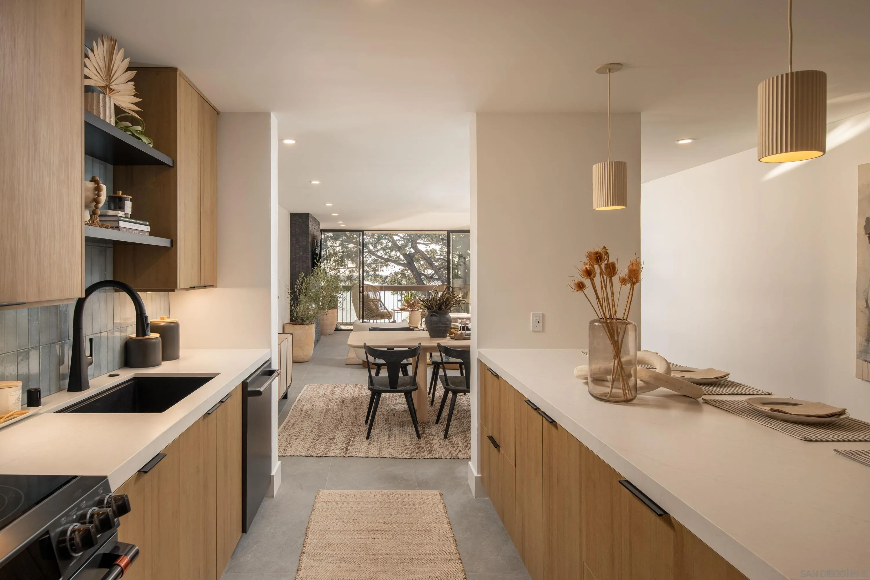 https://cdn.realtyfeed.com/cdn/127/260014177/494cfe29ebb381576ced6a7c32c6896b.webp
