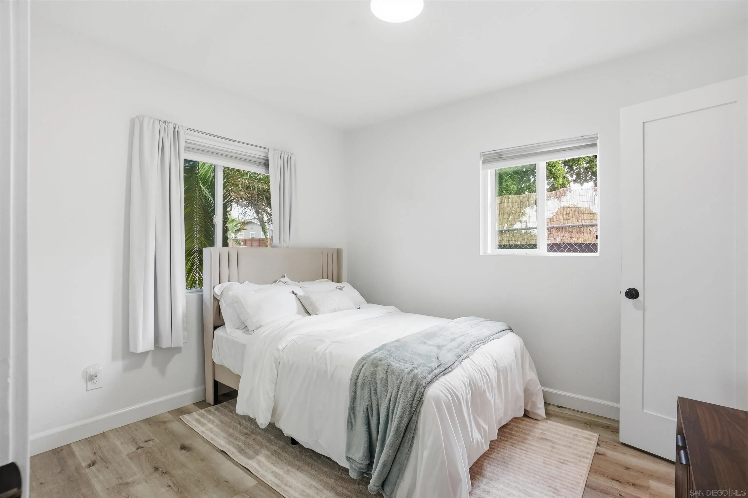 https://cdn.realtyfeed.com/cdn/127/260014178/c3225426708411b85ee6c6cdbd034a56.webp