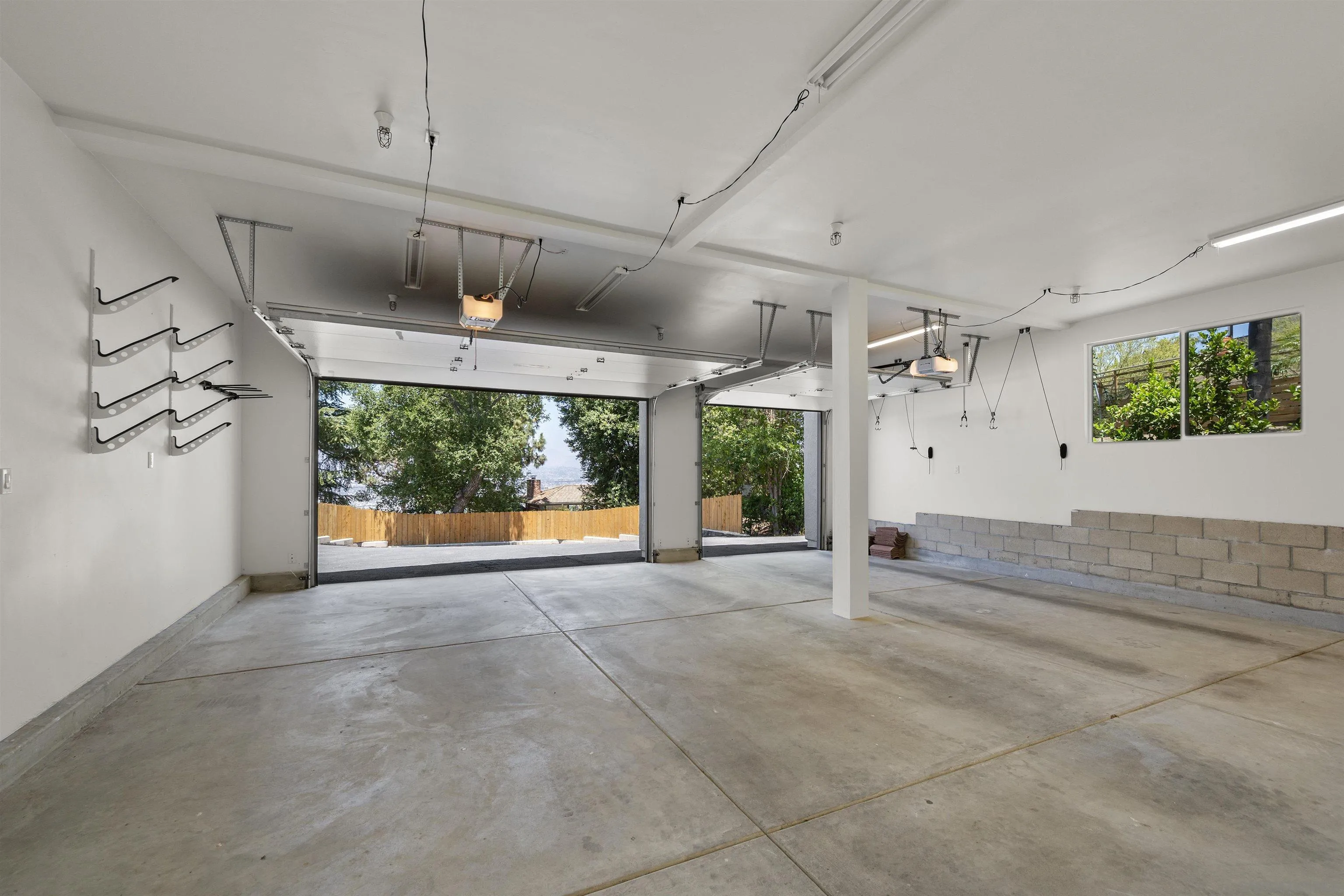 https://cdn.realtyfeed.com/cdn/127/260014179/9541b126b38adf135b17ff5ce72d80b2.webp