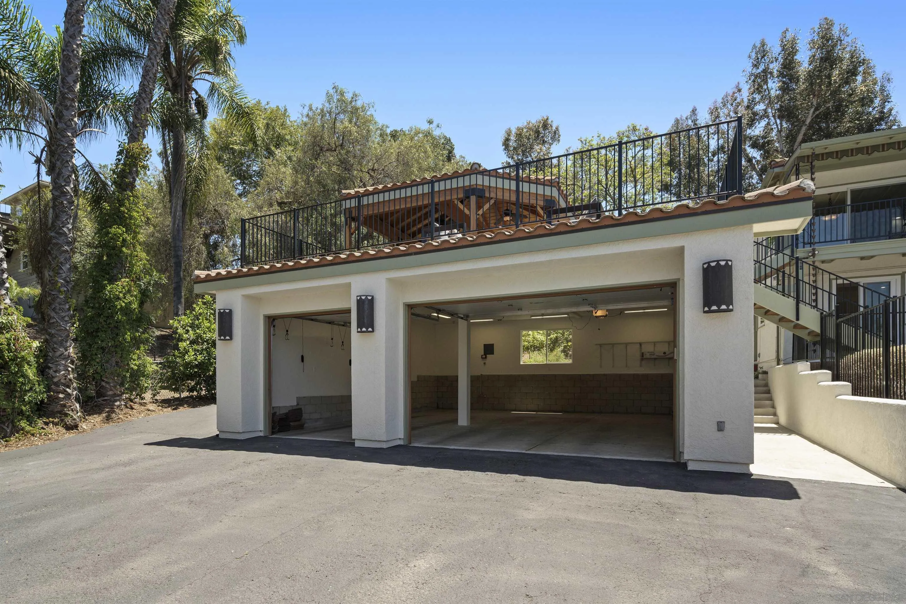 https://cdn.realtyfeed.com/cdn/127/260014179/bf6a483c286c9f236f1496f395a77428.webp