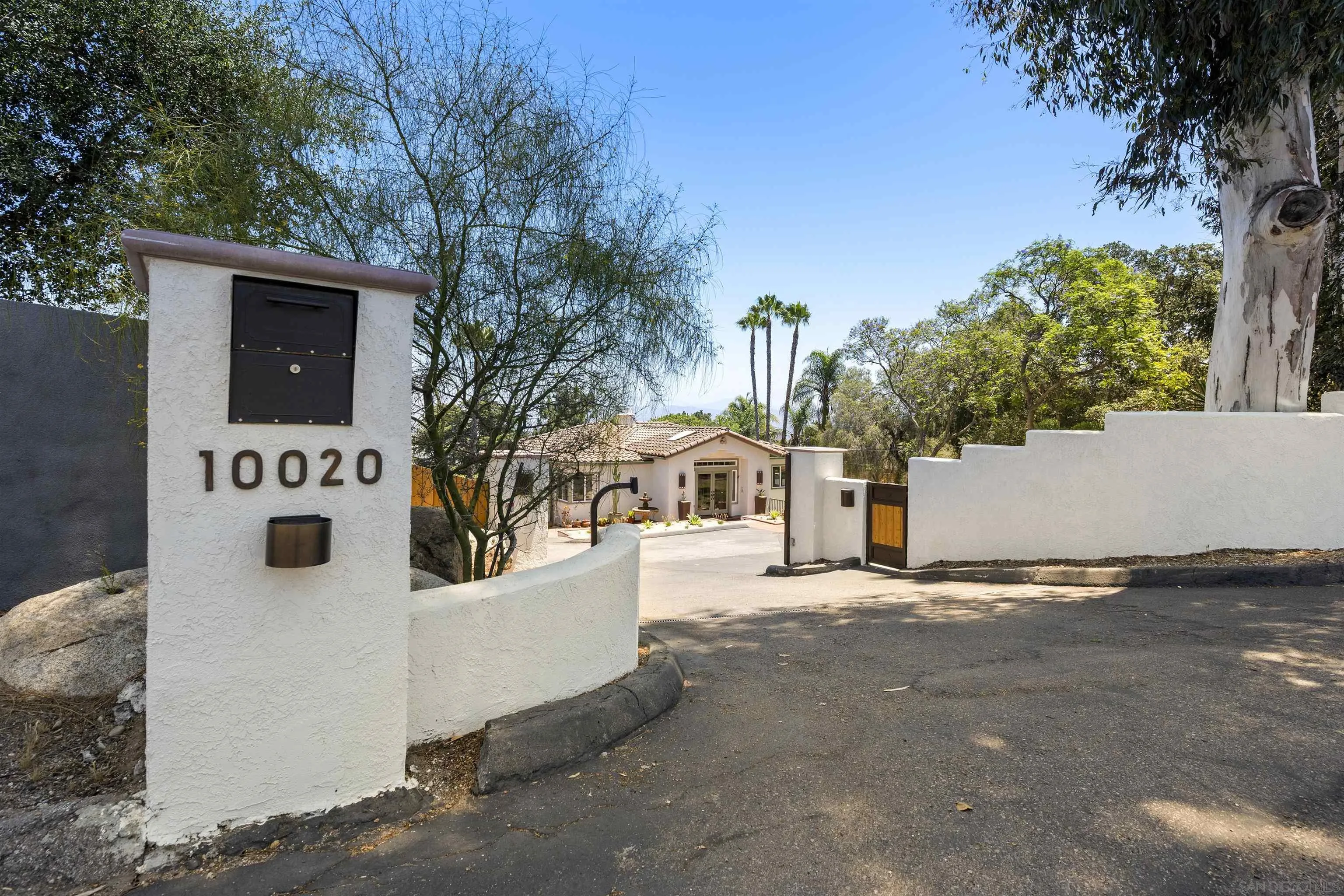 https://cdn.realtyfeed.com/cdn/127/260014179/de3c796e2424b00196ac3eeae1733470.webp