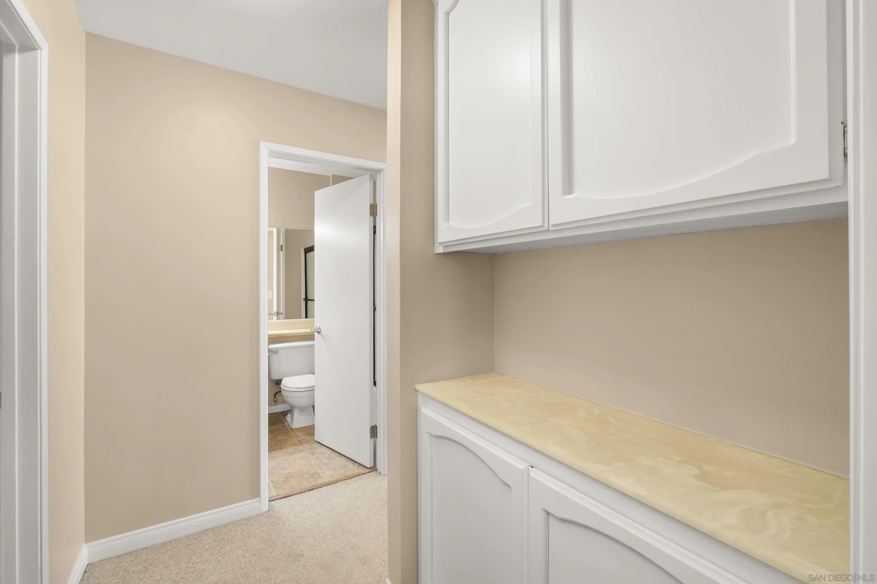 https://cdn.realtyfeed.com/cdn/127/260014185/2893a6543c299be22bbafaab7968f640.webp