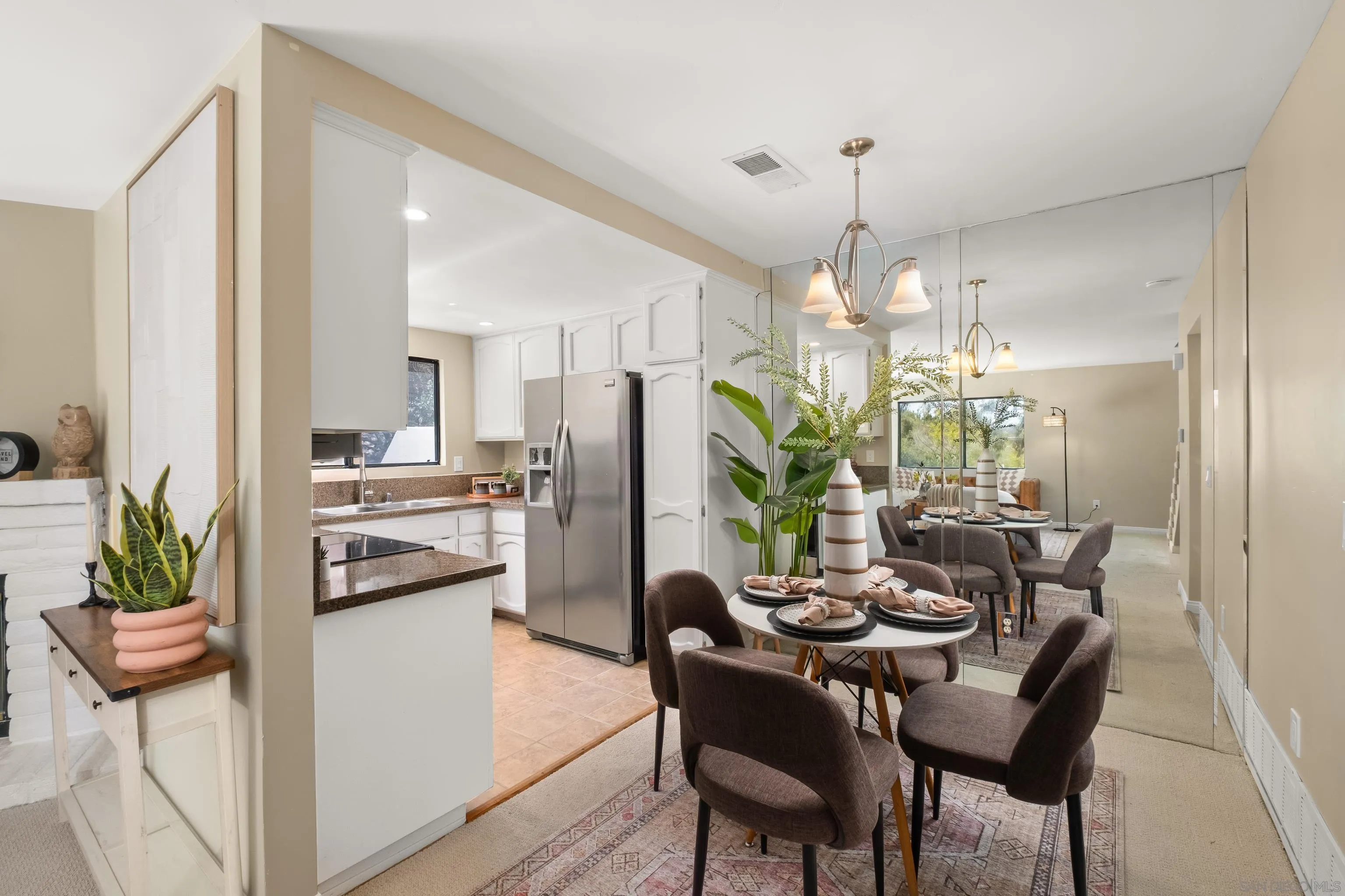 https://cdn.realtyfeed.com/cdn/127/260014185/ec140564bd4c91a7e88269f21fec9620.webp