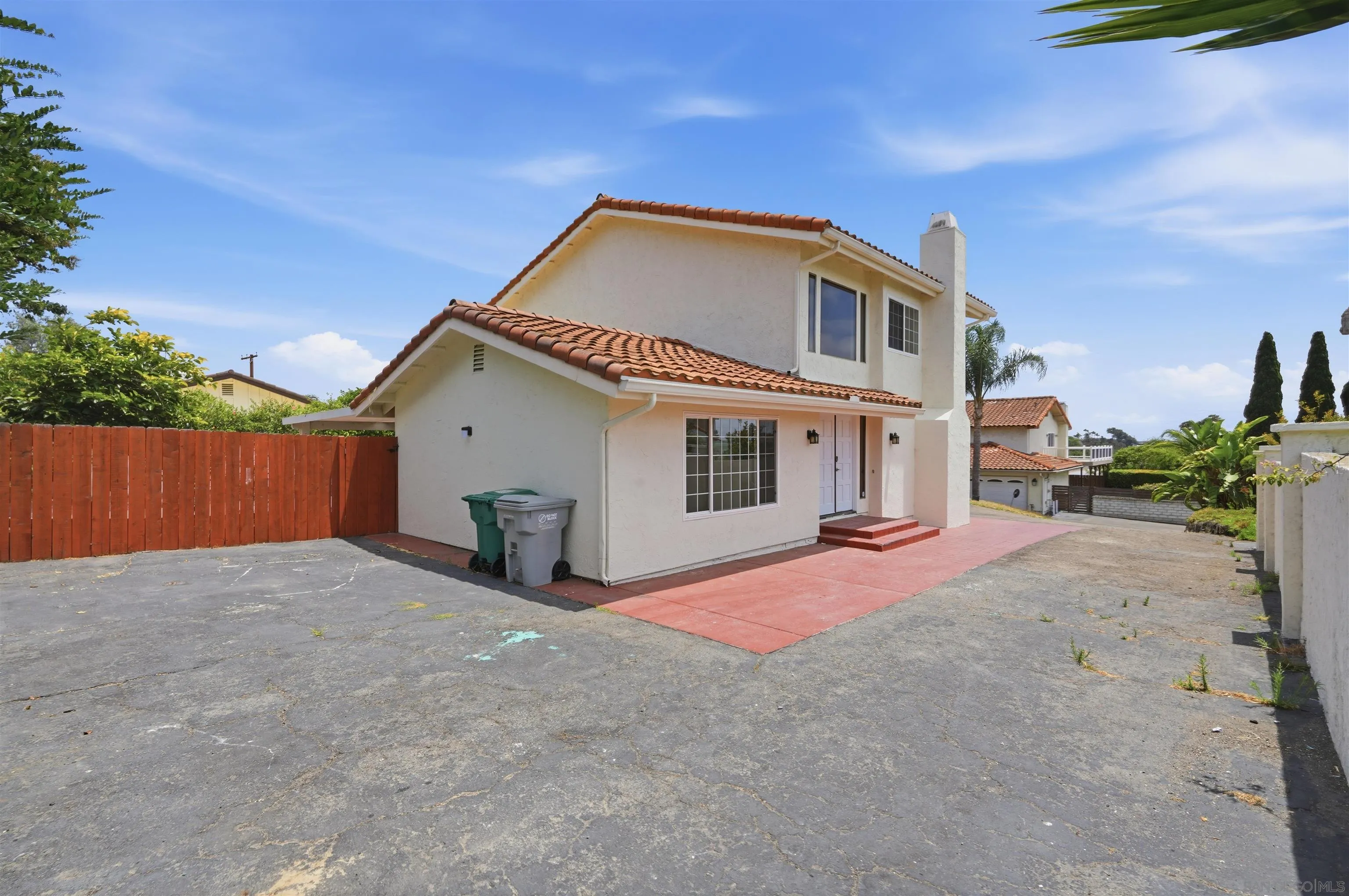 https://cdn.realtyfeed.com/cdn/127/260014186/2cf06d22eb8c25480f479210638ee9ed.webp