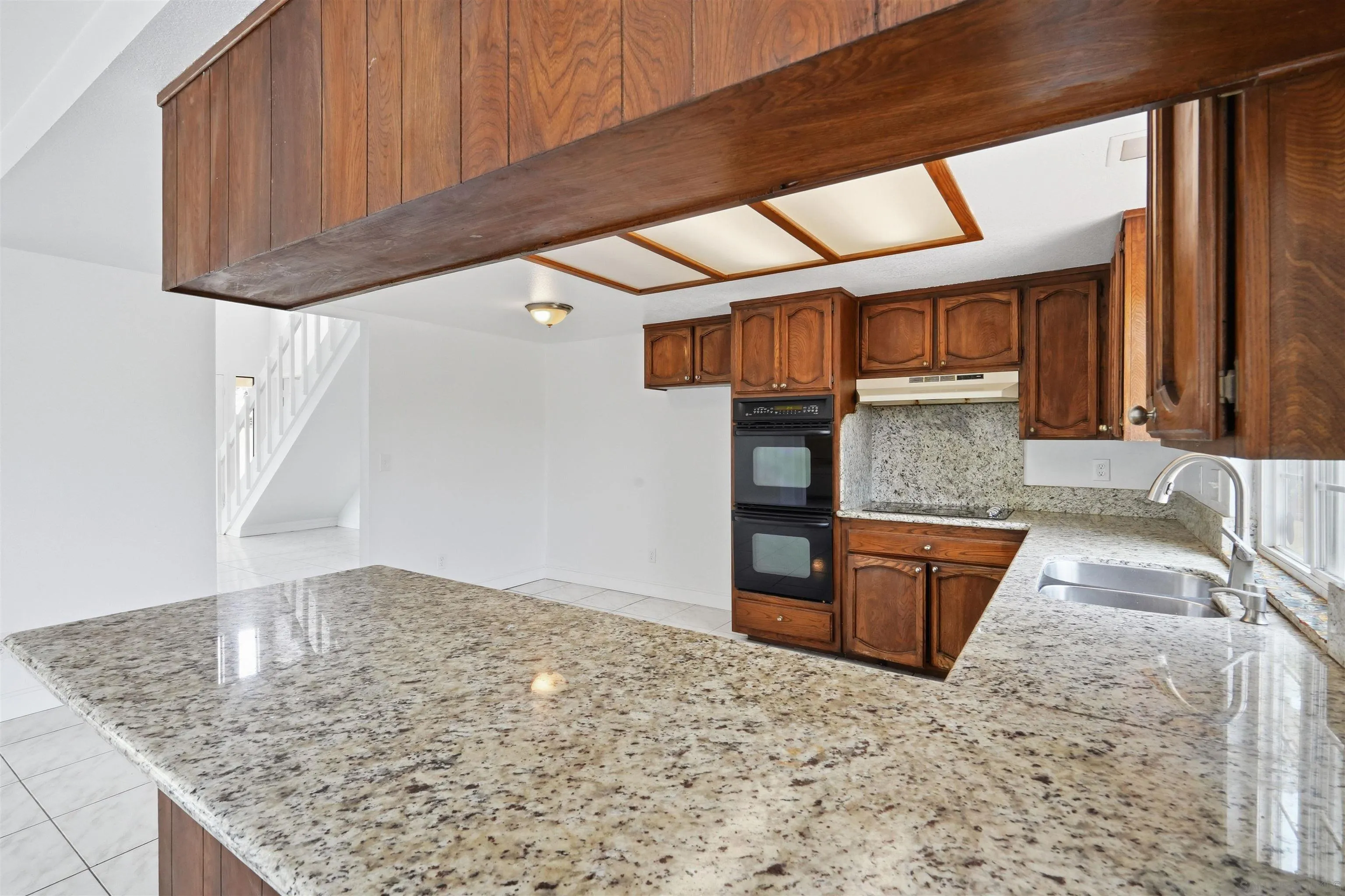https://cdn.realtyfeed.com/cdn/127/260014186/a70ed3c43044ca4118cee8ef259f54f1.webp