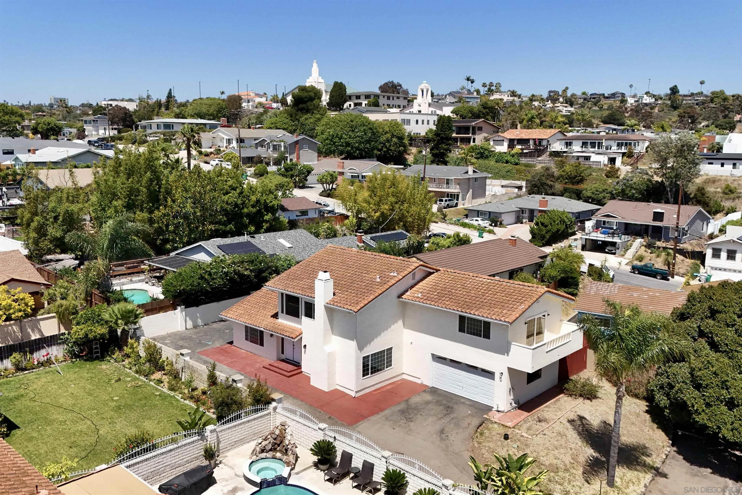 https://cdn.realtyfeed.com/cdn/127/260014186/d3d89777ced2455eeefeaf0a206f1dc6.webp