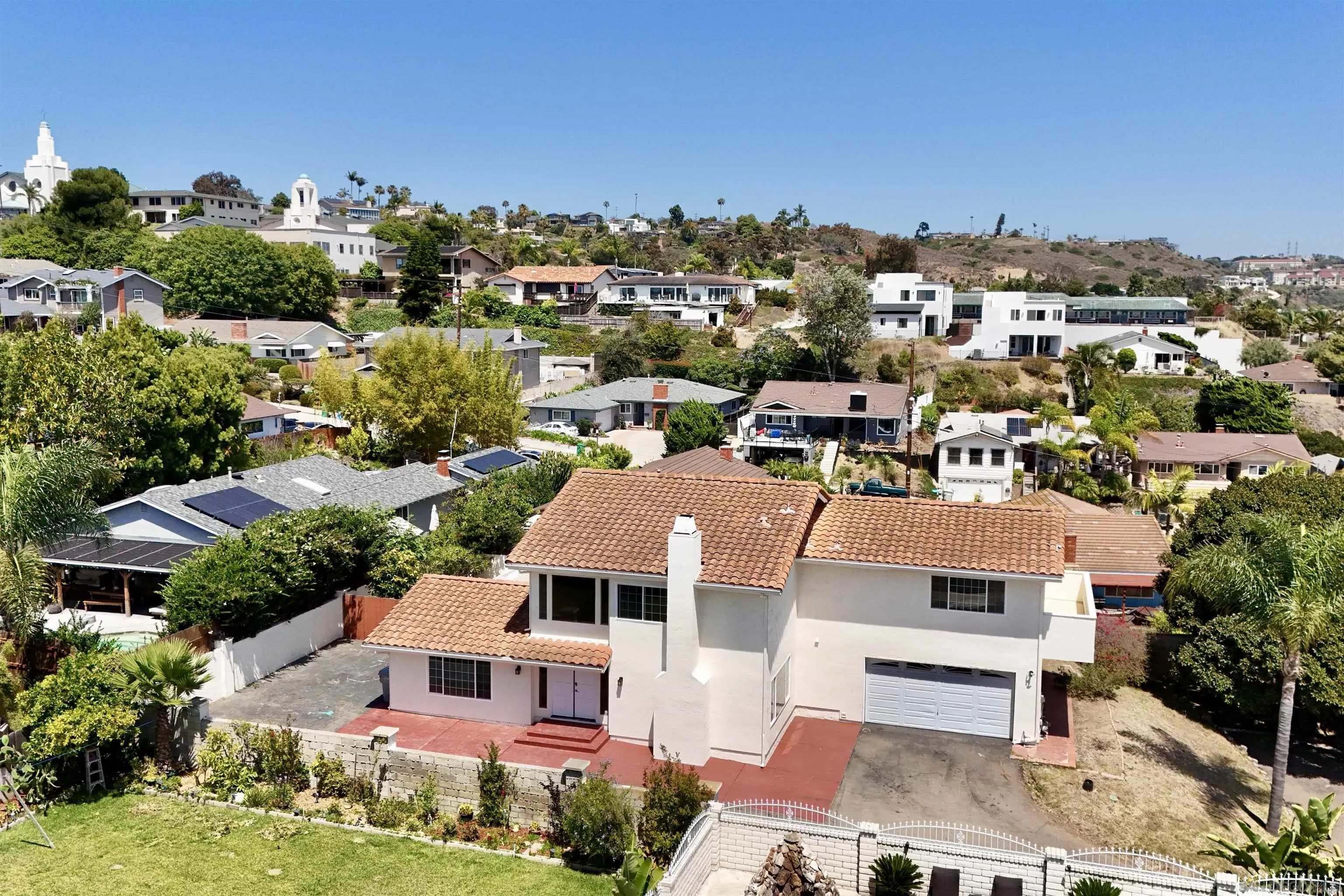 https://cdn.realtyfeed.com/cdn/127/260014186/d724b1e23751d583bc5f4e7c44771779.webp