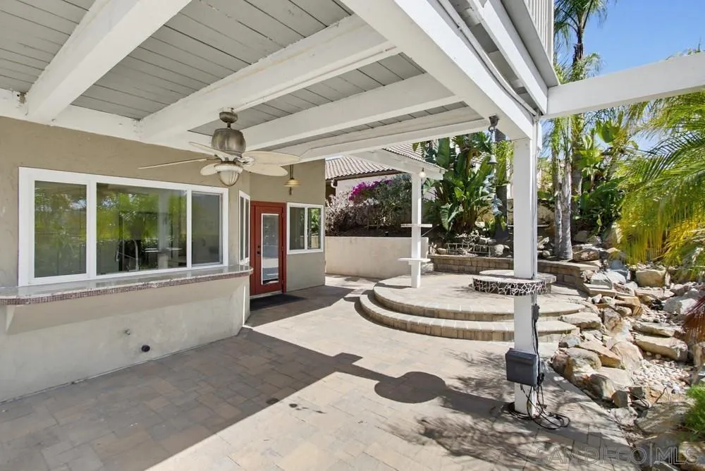 https://cdn.realtyfeed.com/cdn/127/260014187/02dac63b6e1030bc13ecee0a5b39e240.webp