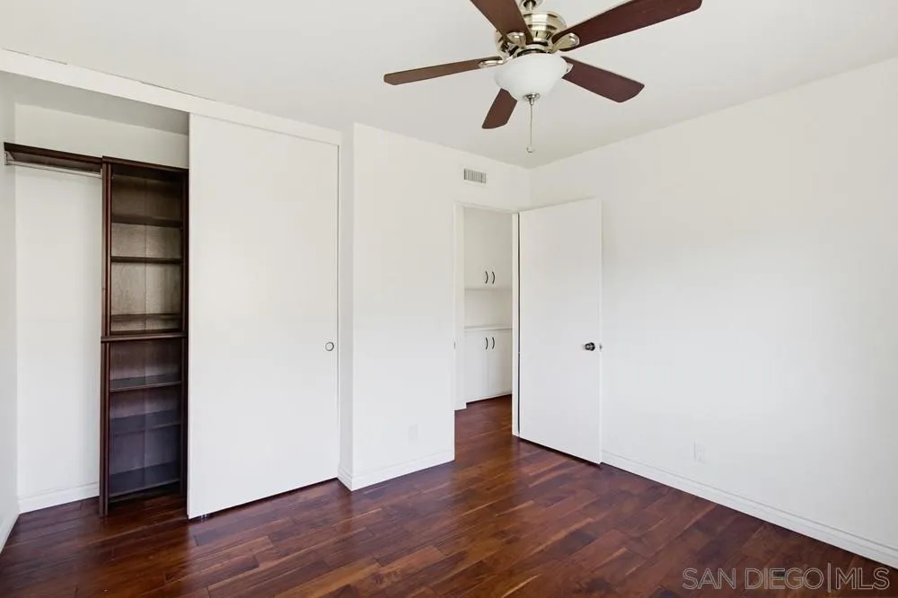 https://cdn.realtyfeed.com/cdn/127/260014187/24c8658ca23f726a2ec89be67c3e2881.webp