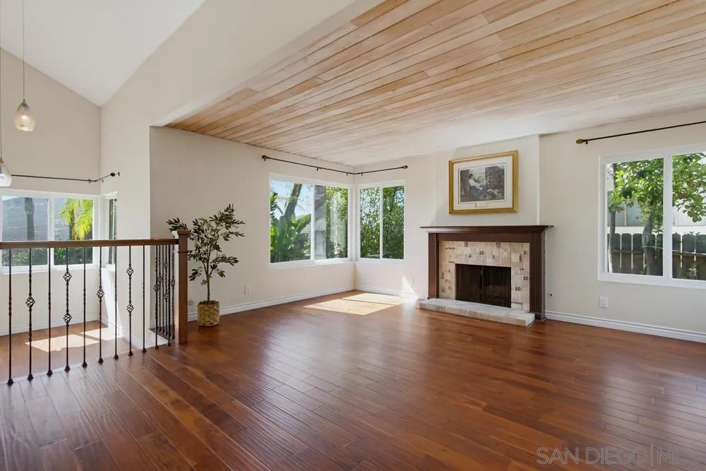 https://cdn.realtyfeed.com/cdn/127/260014187/3e116ffc1cea12253888c959e85c0c26.webp