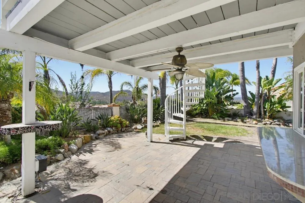 https://cdn.realtyfeed.com/cdn/127/260014187/410990a3a0b750f48a246978fd2f9dd7.webp