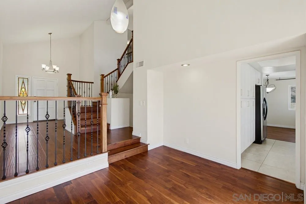 https://cdn.realtyfeed.com/cdn/127/260014187/453c53c8dfd33680c70ef5ff9f9069f7.webp