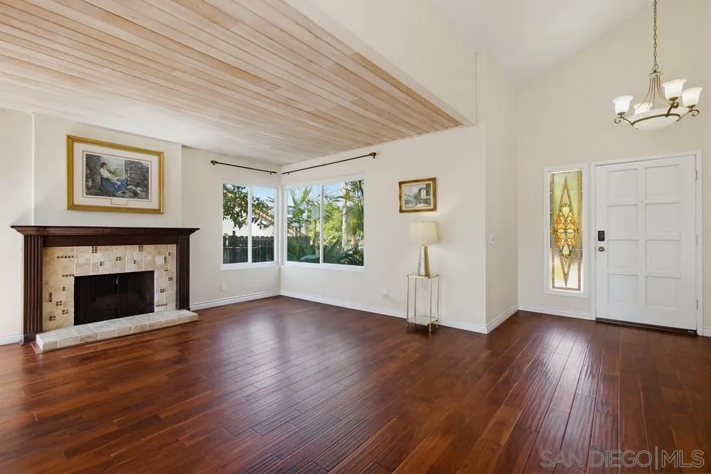 https://cdn.realtyfeed.com/cdn/127/260014187/5454ba4c0657ae6d5bd0e3377c6e86e5.webp