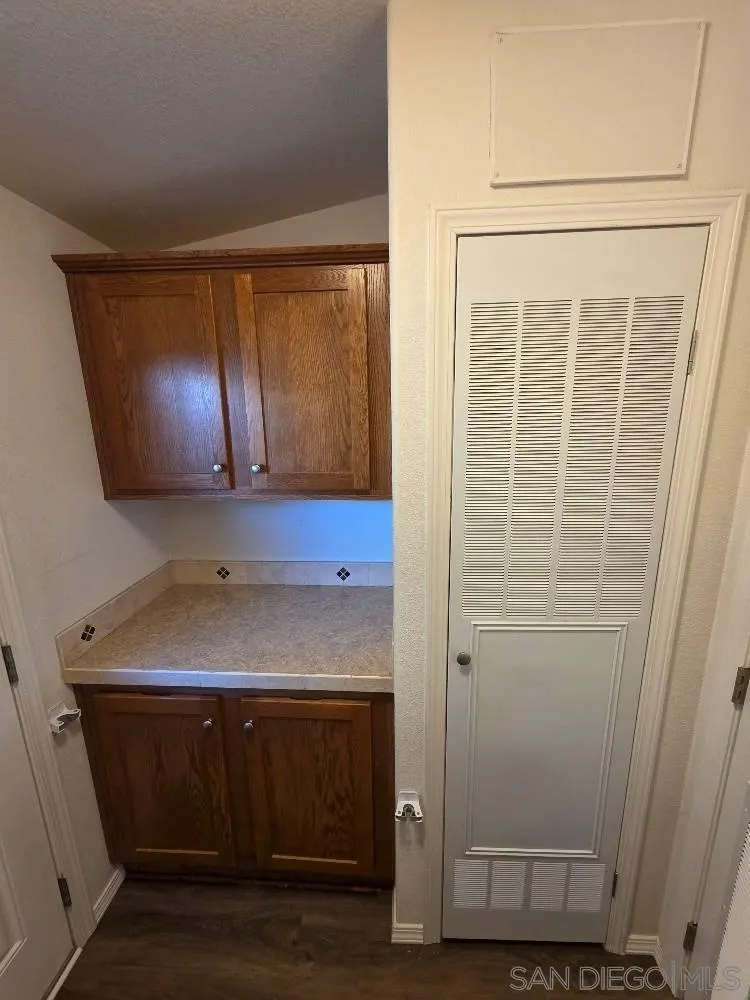 https://cdn.realtyfeed.com/cdn/127/260014188/262cfb6f2661af5d9b1e5f7b63a45fef.webp