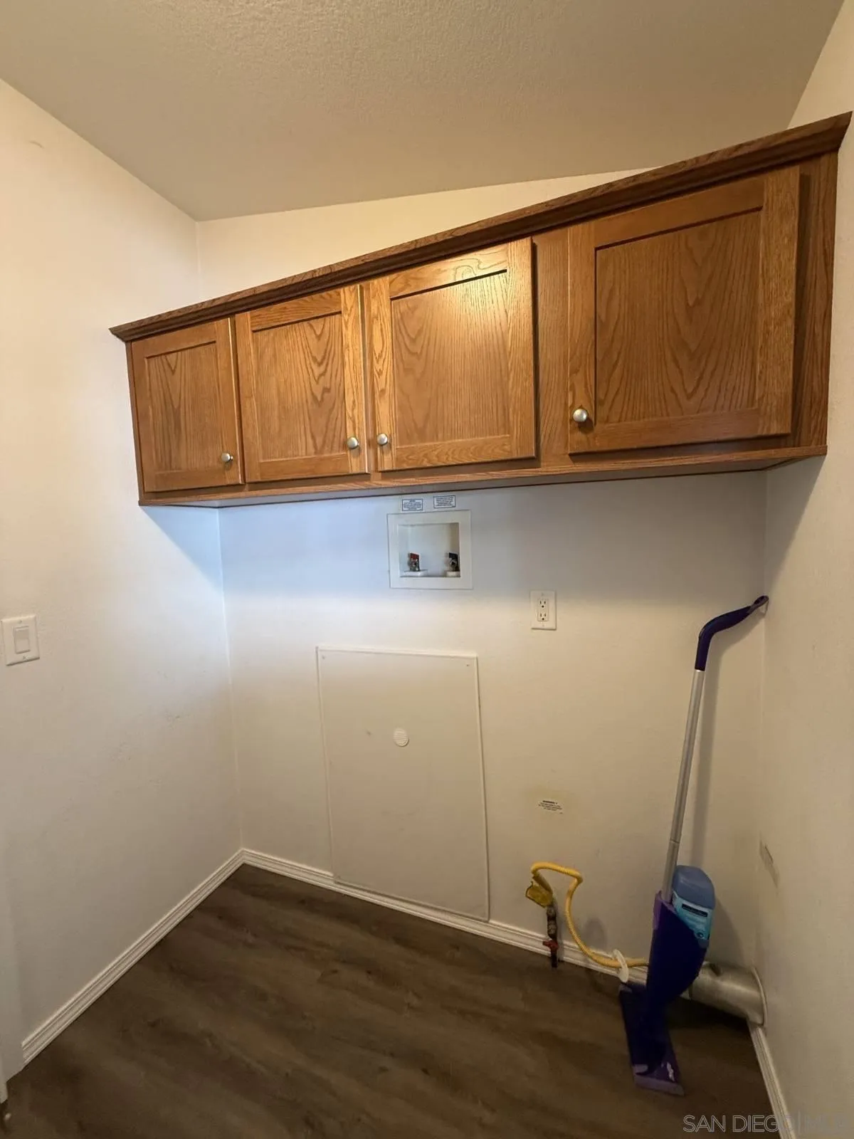 https://cdn.realtyfeed.com/cdn/127/260014188/976253d623f6666feca81cda2f06fce8.webp